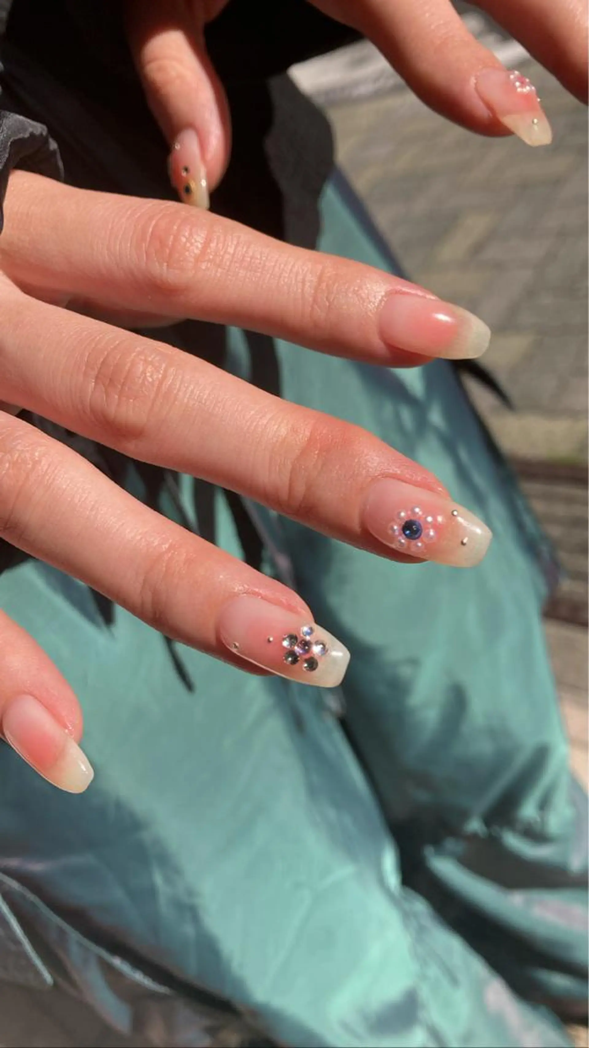 ネイル nailsalon hue所属・小山 羽奈のネイルデザイン