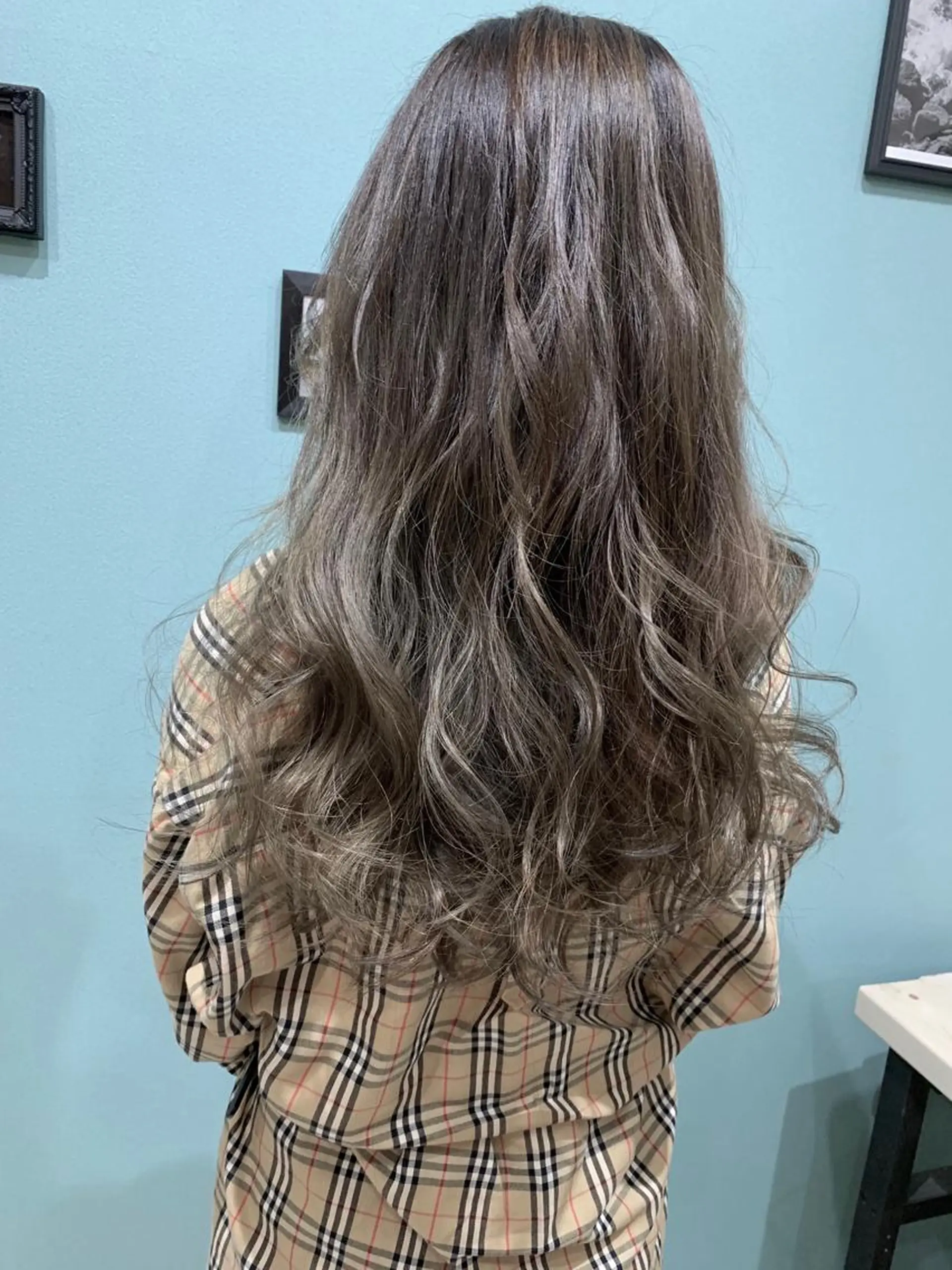 セミロング レイヤーカット ヘアカラー nico 原宿所属・nico【代表】 市川 拓也のヘアスタイル