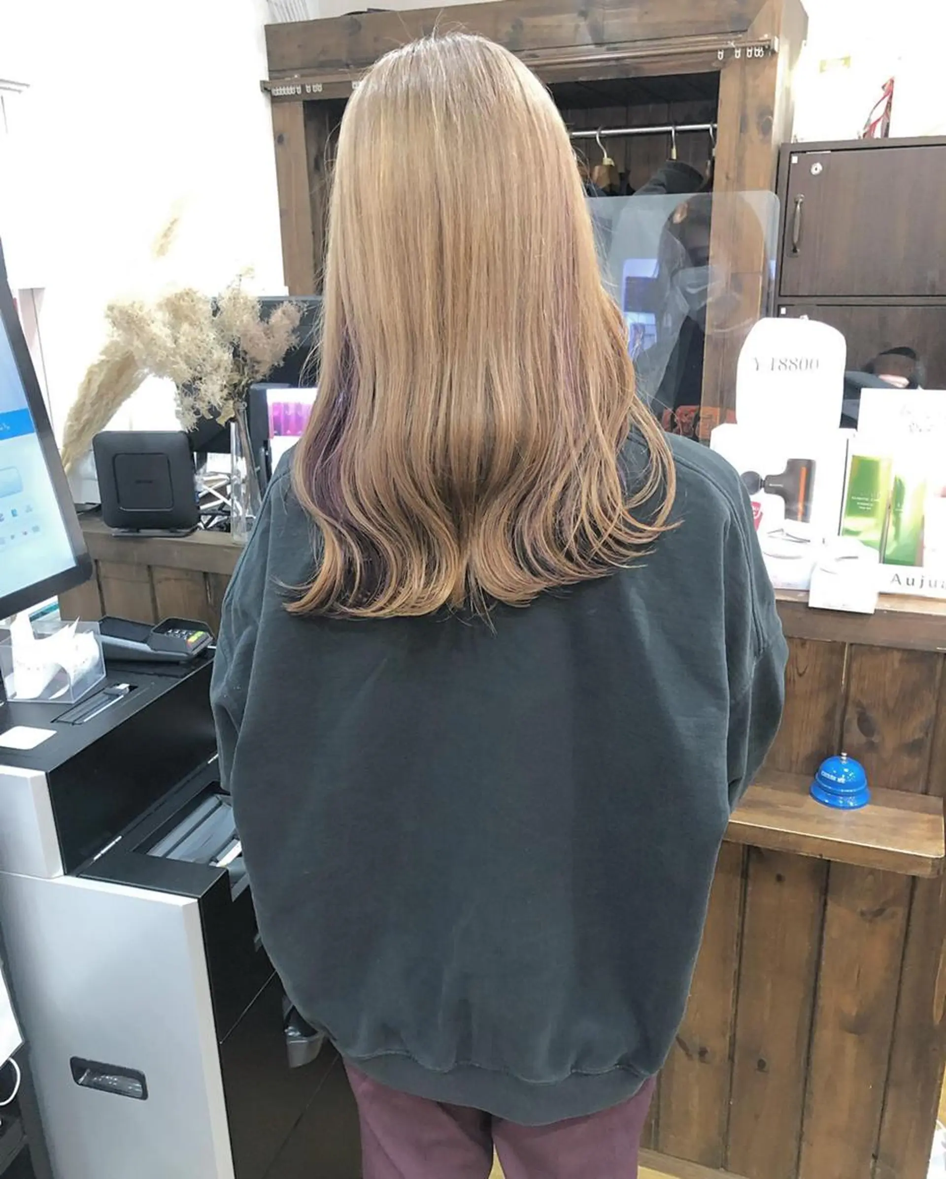 カラー アディクシーカラー アッシュ ブリーチ ダブルカラー グラデーションカラー 🌈ハイトーン/ ワタル🌈のヘアスタイル