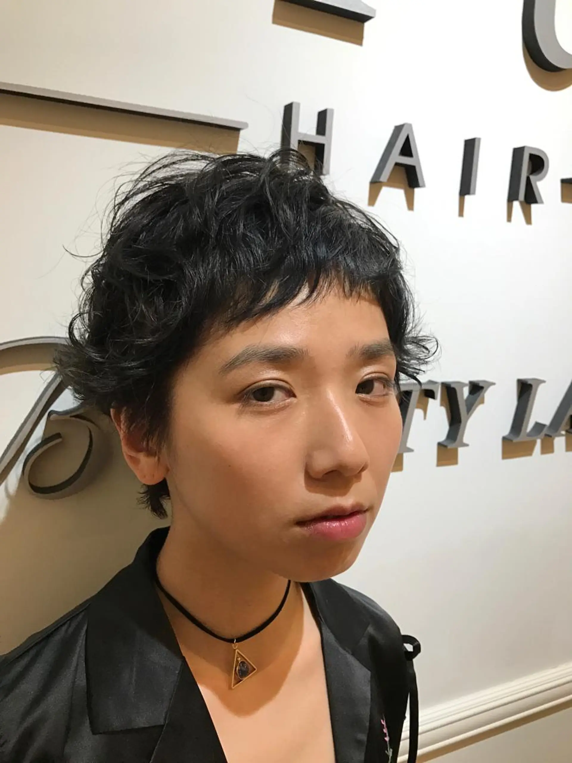 ショート カラー パーマ アッシュ ブルーカラー ブルーアッシュ グラデーションカラー バイオレットカラー 杉浦 彰紀のヘアスタイル