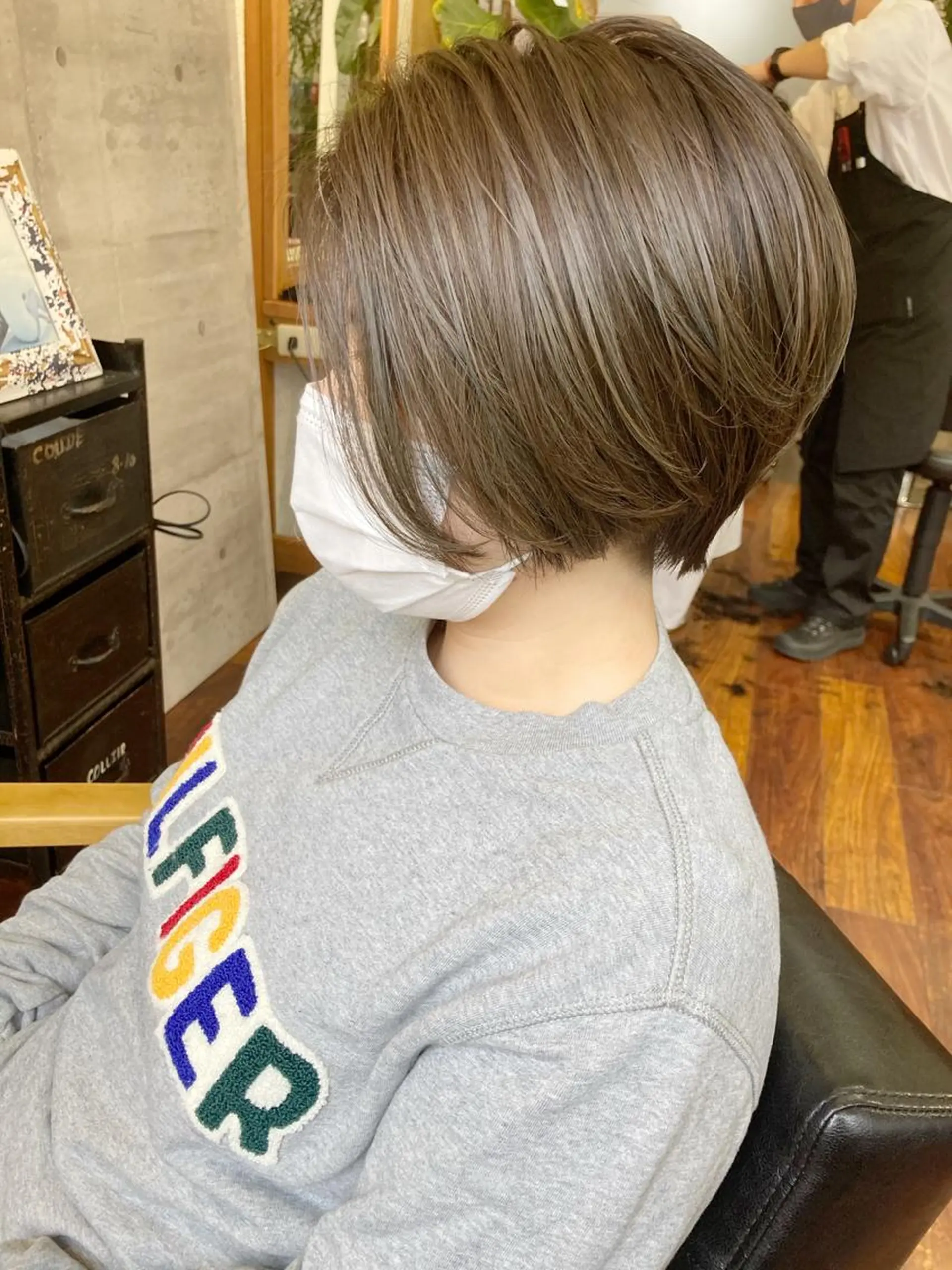 ショート カラー ベージュカラー ハイライトカラー オリーブベージュ ハイライト 小木曽智美 /ボブ/ショートのヘアスタイル