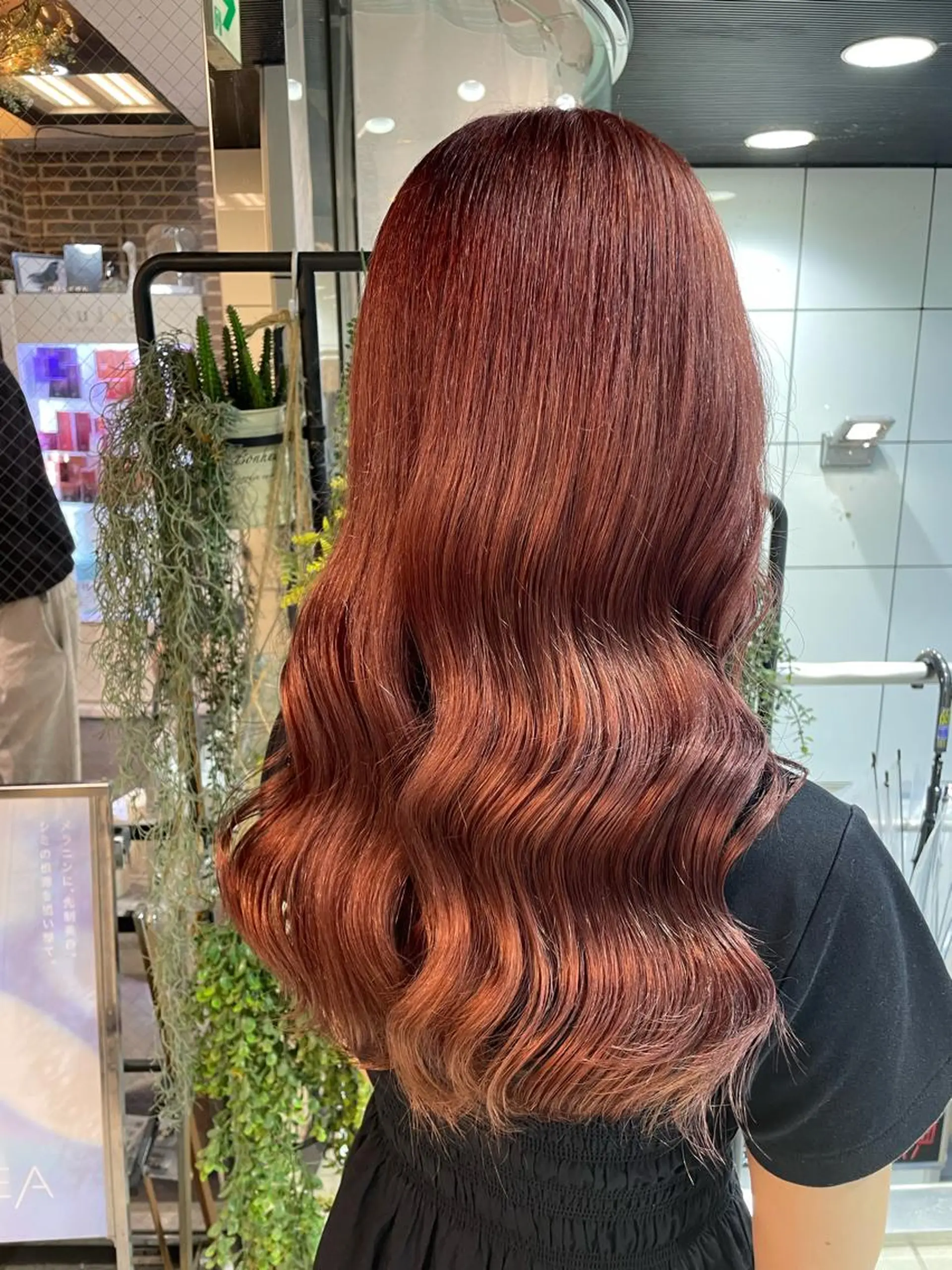 ロング カラー オレンジ ピンクカラー イザワ アヤ🐇のヘアスタイル