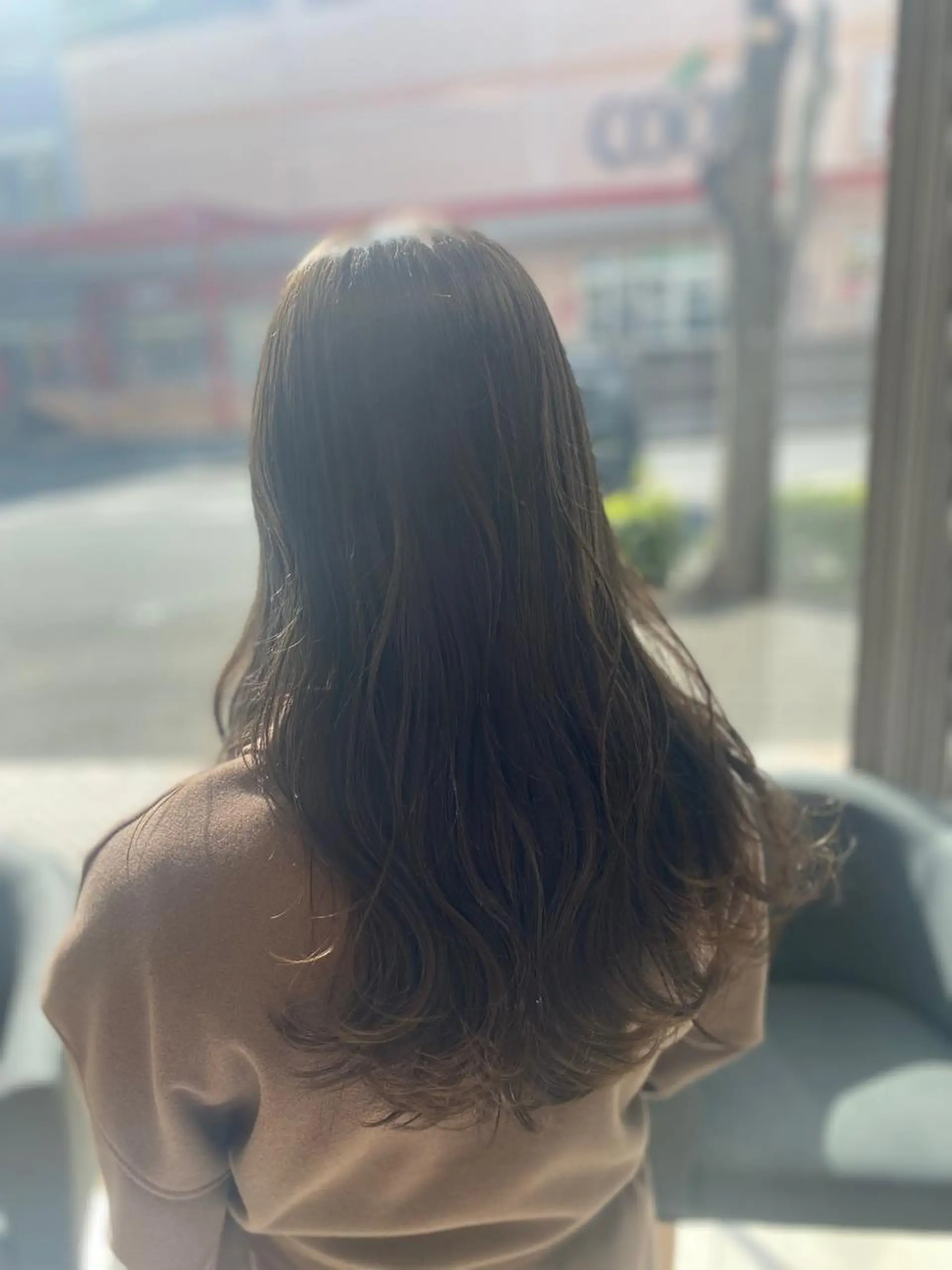 ロング ‎‪🩰 艶髪ト レンド しおり🔅のヘアスタイル