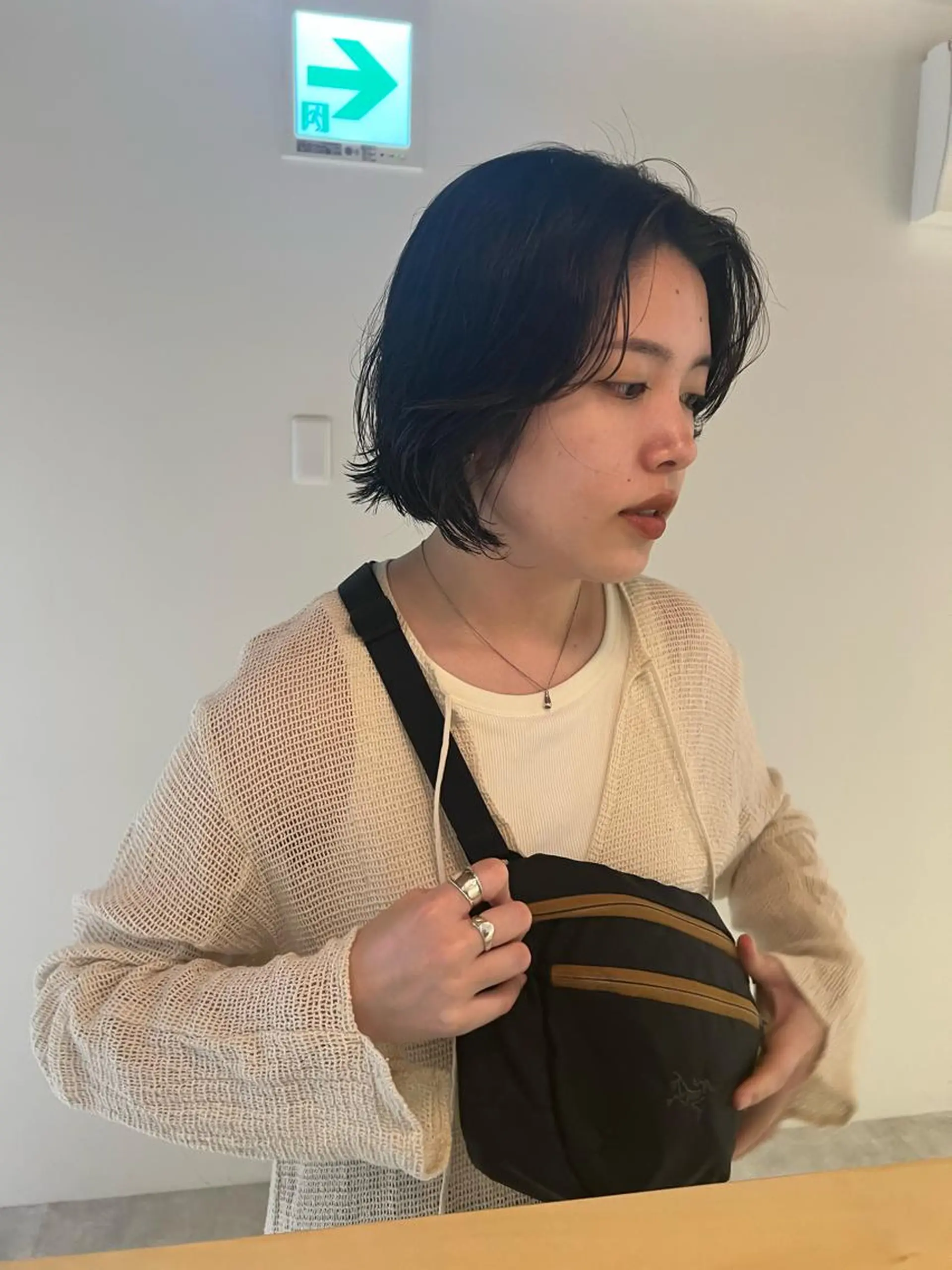 ミディアム ミディアムパーマ カット io濱川 遥のヘアスタイル