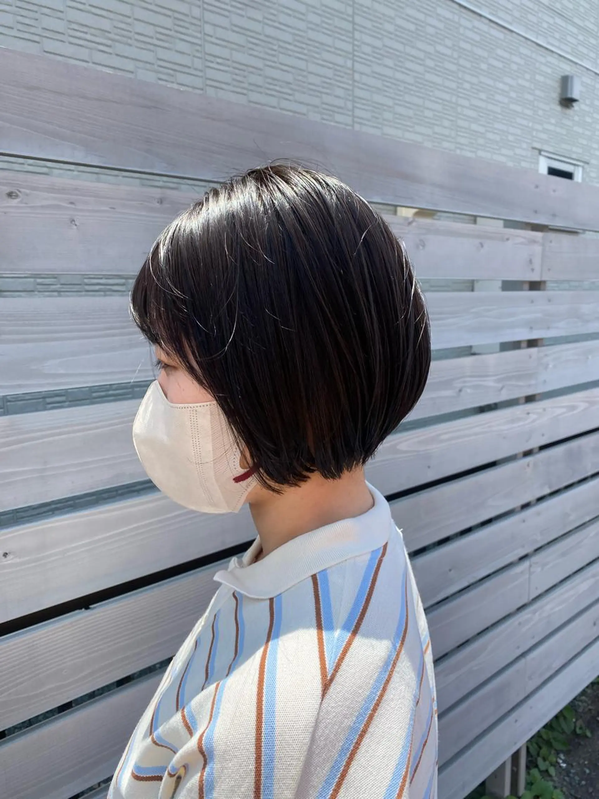 ショート カラー ヘアアレンジ 切りっぱなしボブ ショートボブ アッシュ ボブ 顔周りカット ハイトーン/透明感 カラー🤍こころのヘアスタイル