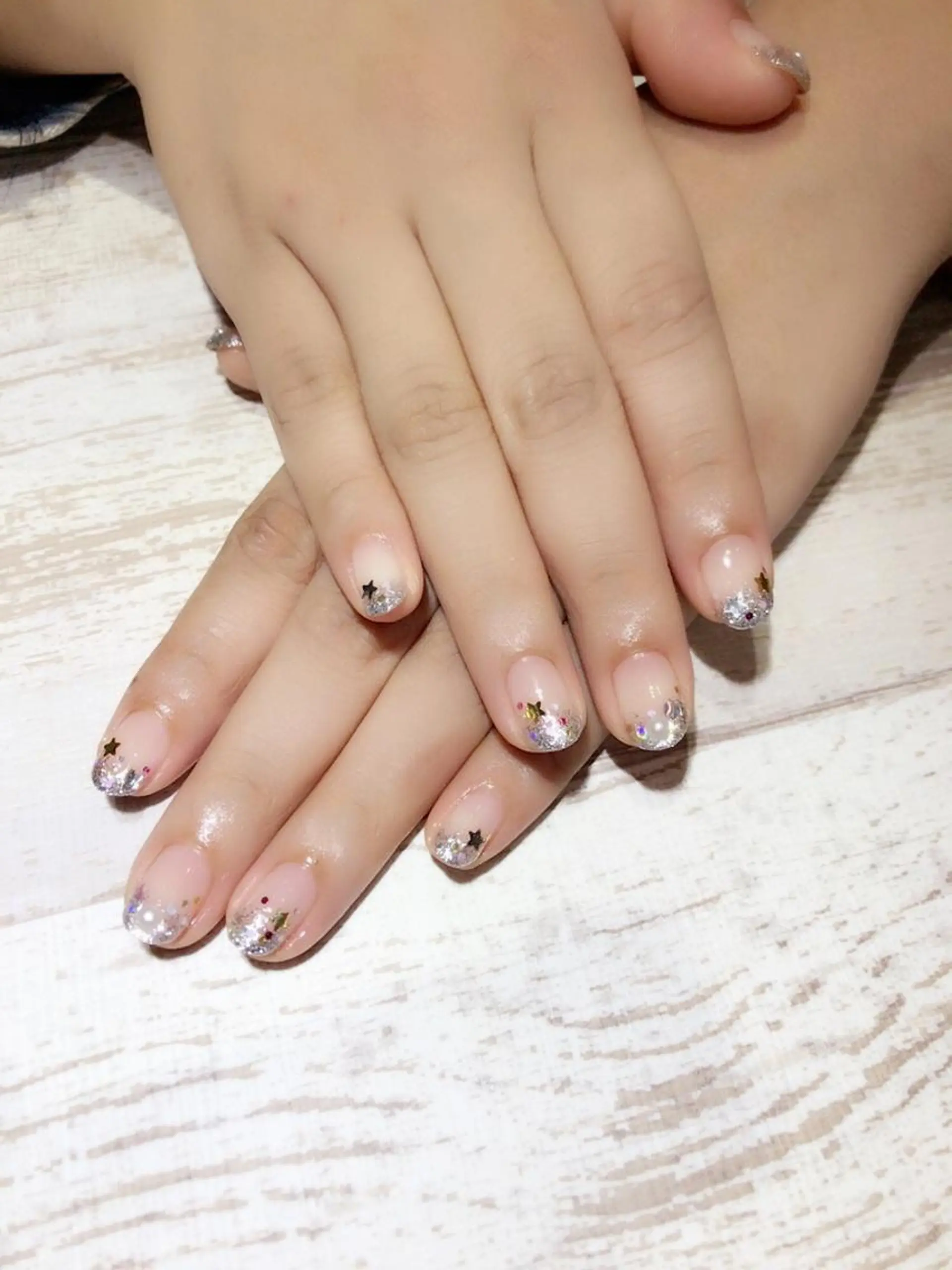ネイル ラメ(グリッター) ラメグラデーション Lino+ ネイル&よもぎ蒸しのネイルデザイン
