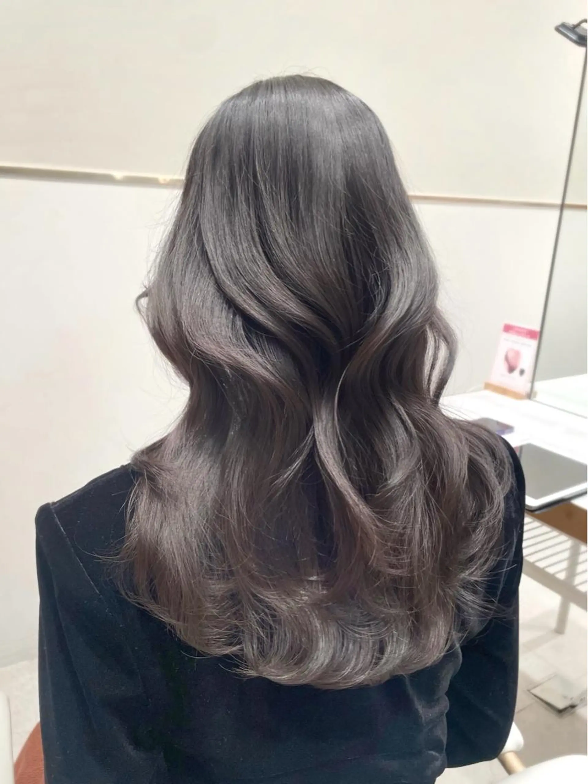 セミロング カラー ヘアアレンジ Toiro所属・🤎小顔レイヤー /ベージュ🤎友香のヘアスタイル