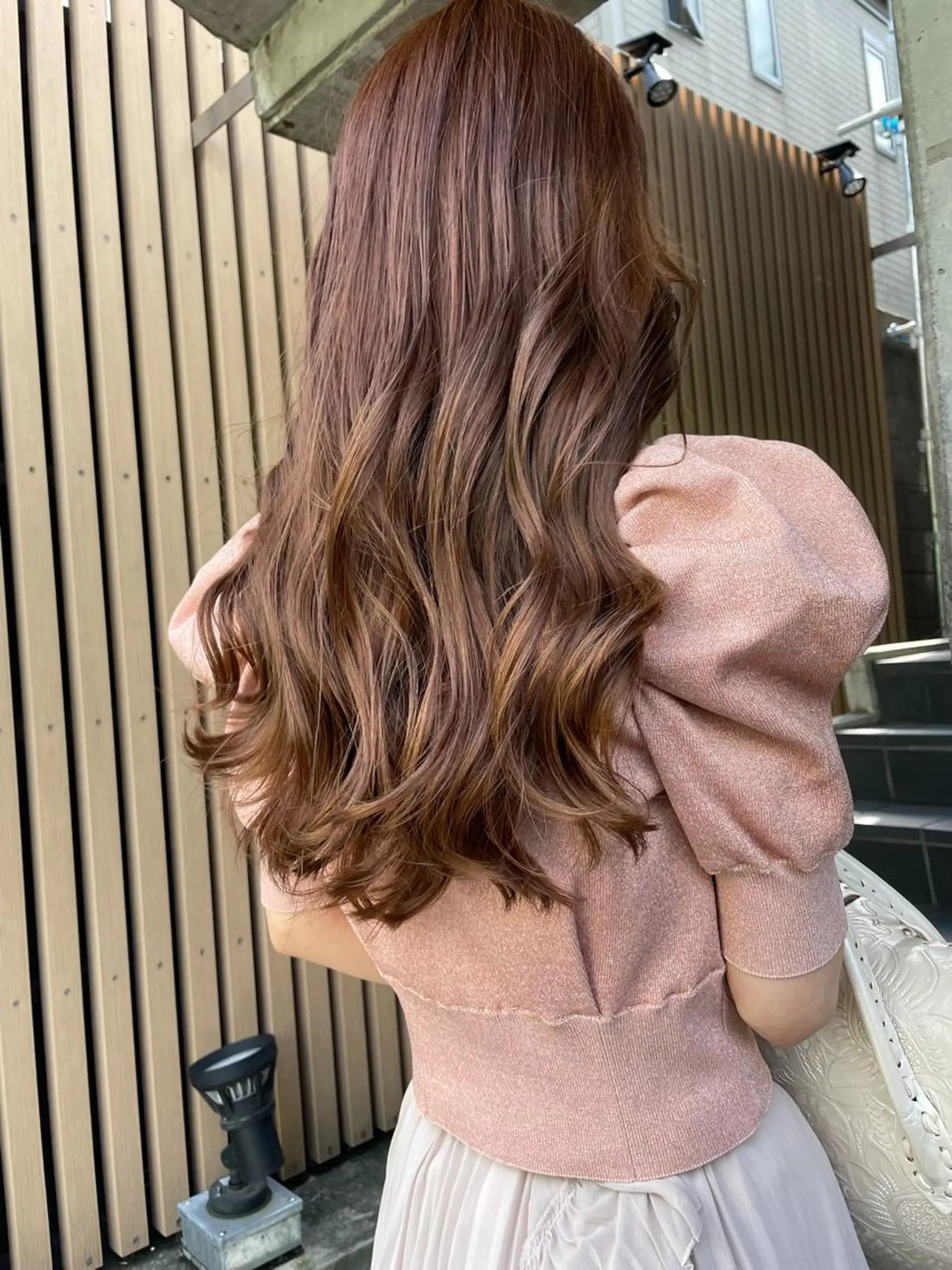 ロング カット ヘアカラー トリートメント シンプル+αな デザインを 松崎陸のヘアスタイル