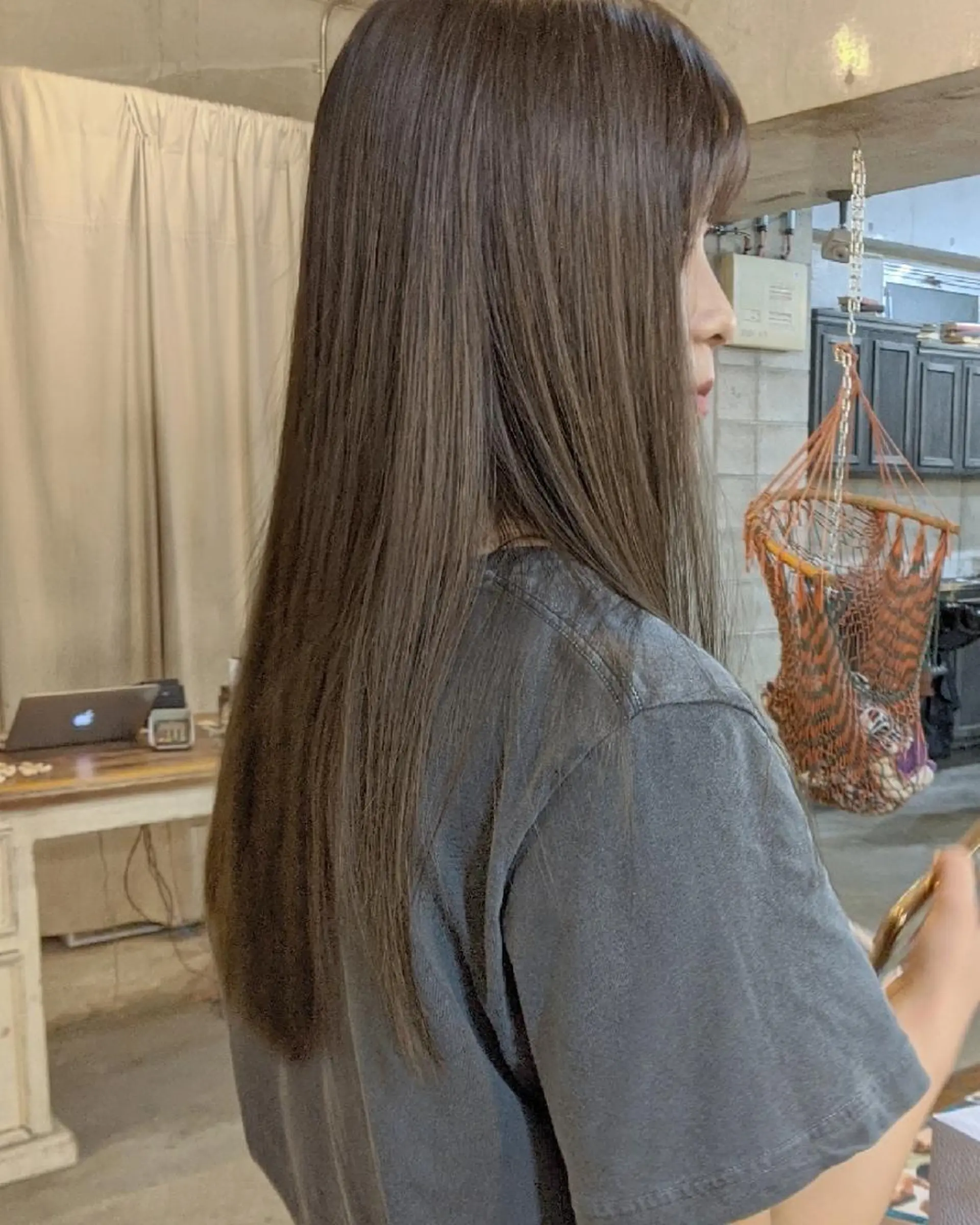 セミロング カラー ヘアアレンジ カット ヘアカラー トリートメント 南堀江 möwen ( メーヴェ )所属・mowen RUIのヘアスタイル