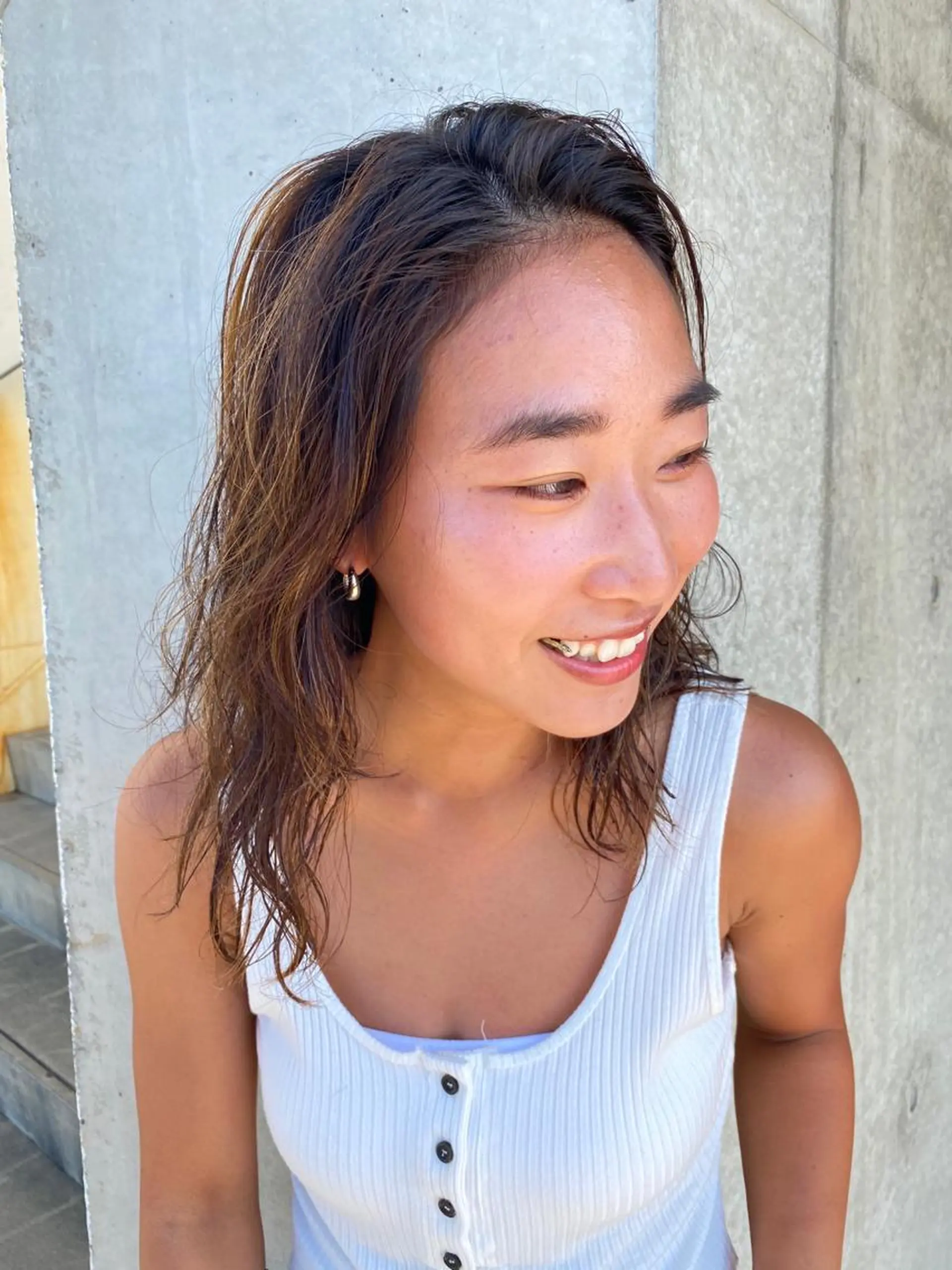 ミディアム パーマ モダーン北鎌倉所属・中溝 アカリのヘアスタイル