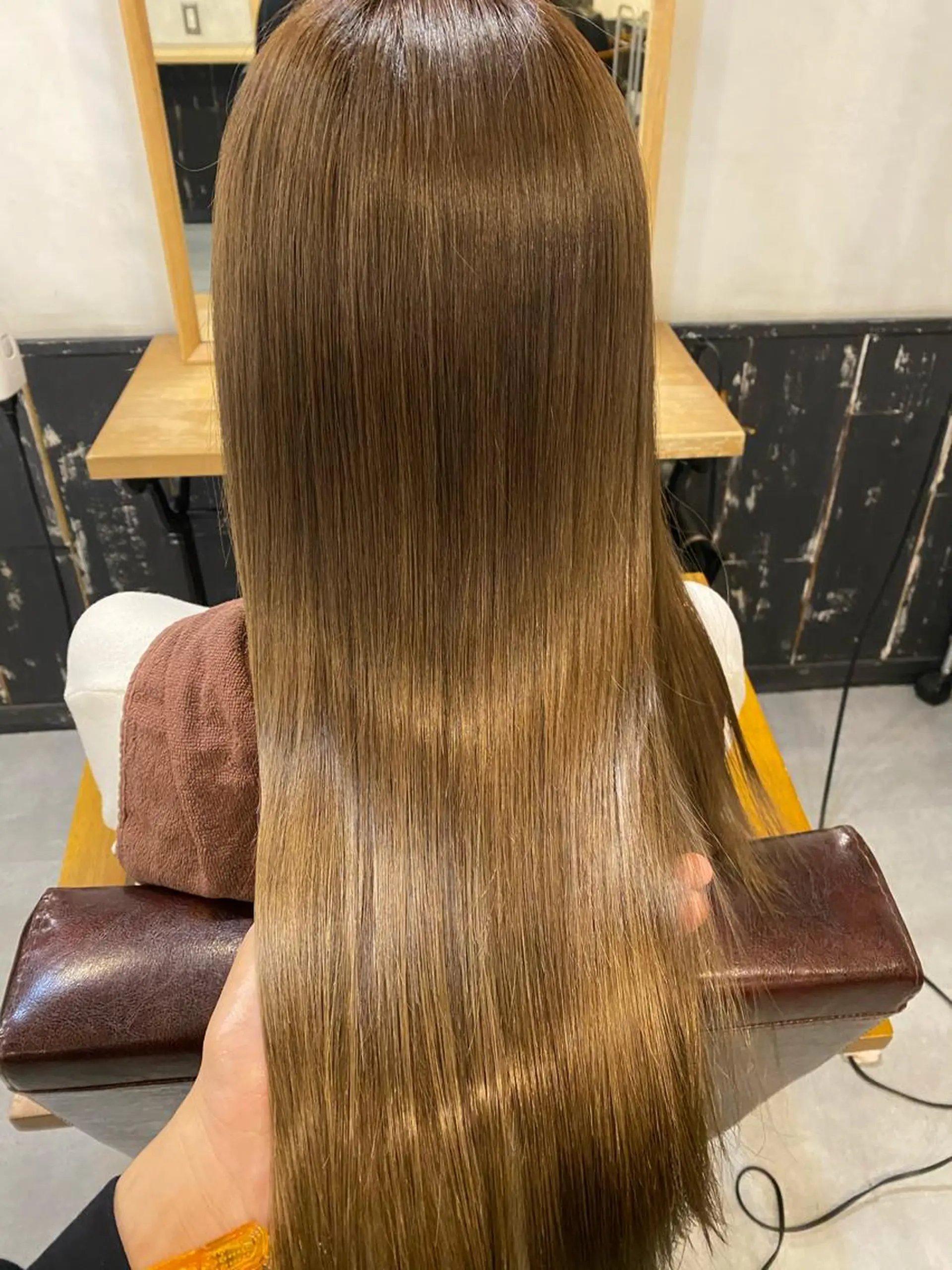 セミロング カラー バレイヤージュ ミストバング ブリーチ ケアブリーチ  フェイスフレーミング カット ヘアカラー 縮毛矯正 トリートメント AUBE HAIRazul吉祥寺所属・髪質改善✨幹細胞✨ ウルツヤ🌈清水　祥のヘアスタイル