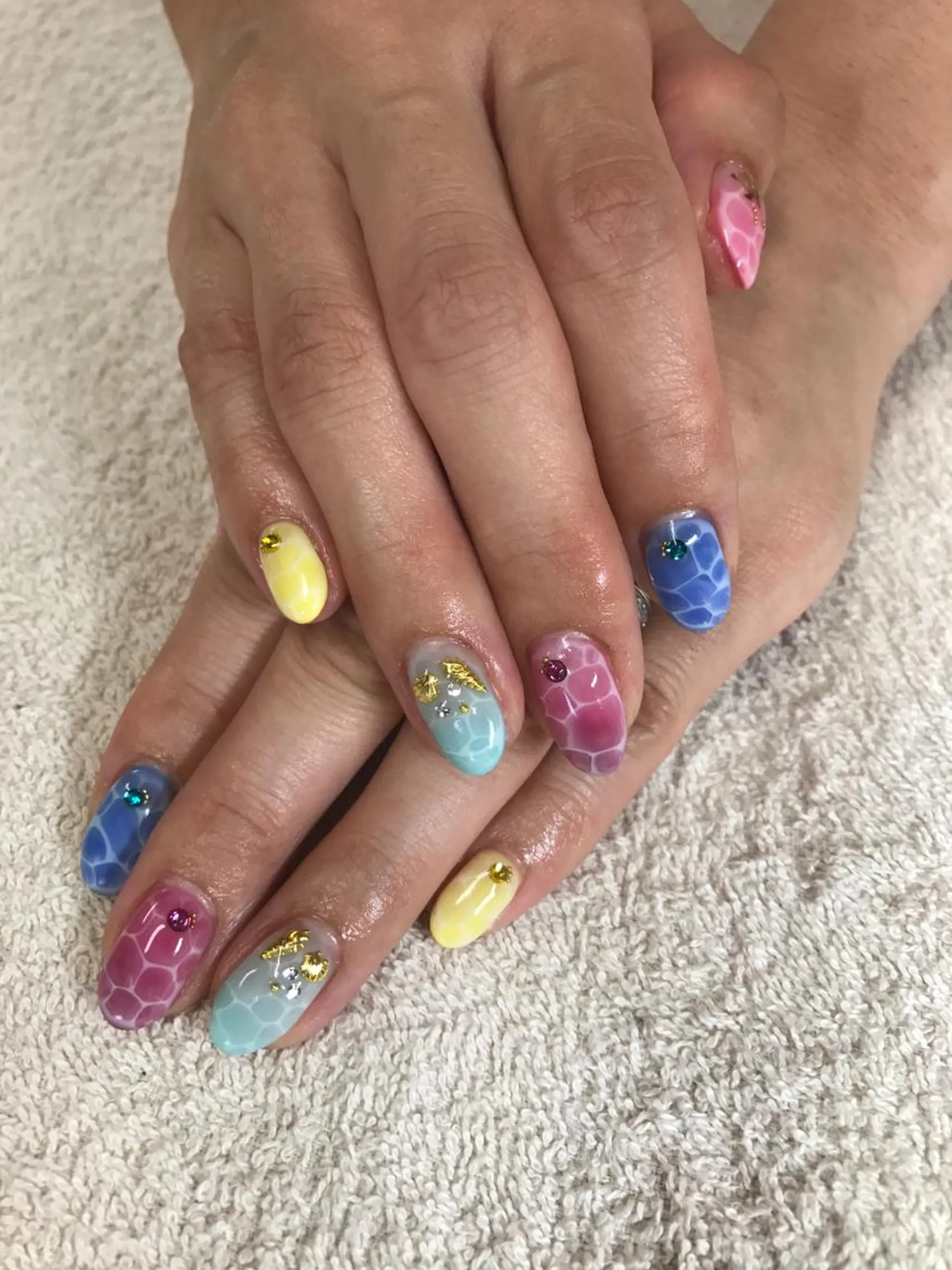 ネイル みんなの店所属・仲谷 つかさのエステ・リラクイメージ