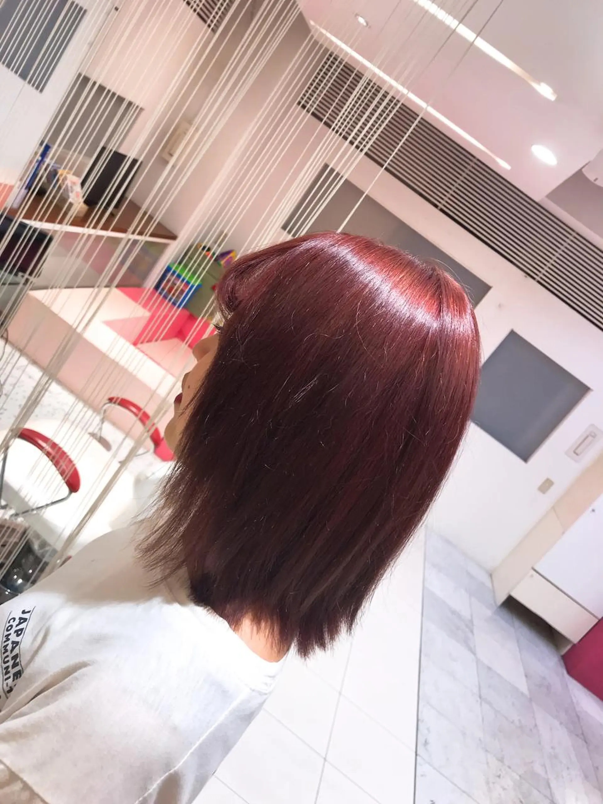 ショート カラー ヘアアレンジ バレイヤージュ ベージュカラー 黒髪 ブリーチ ブルーカラー ⚠️激安ブリーチで 後悔してる方へ⚠️のヘアスタイル