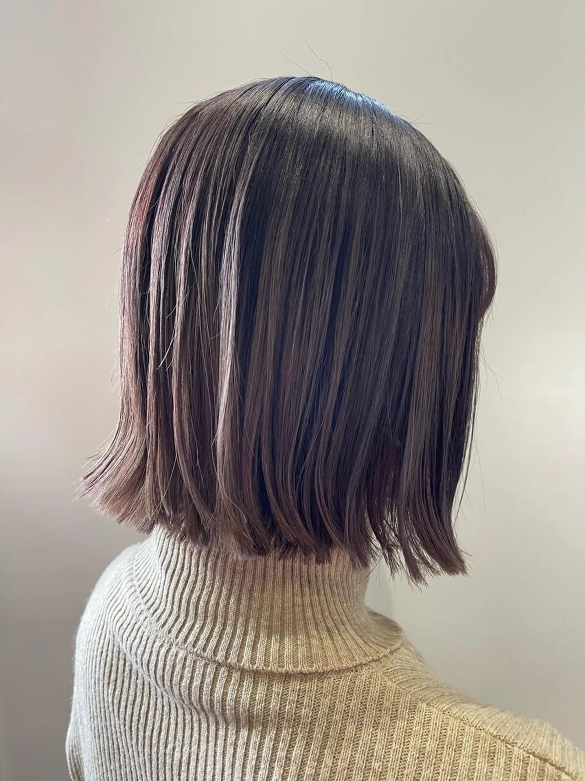 ミディアム カラー ヘアカラー トリートメント 韓国🩵海外ヘア 宮川華奈のヘアスタイル