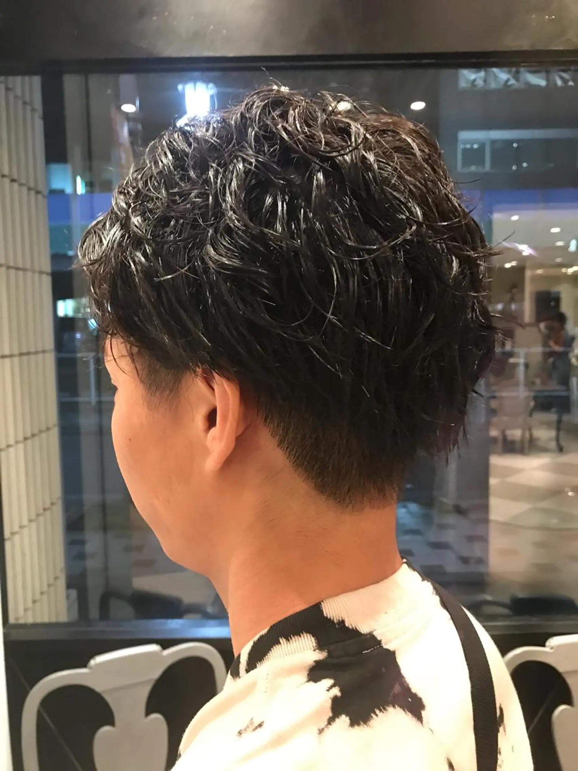 メンズ メンズパーマ ハニーバイ コードのヘアスタイル