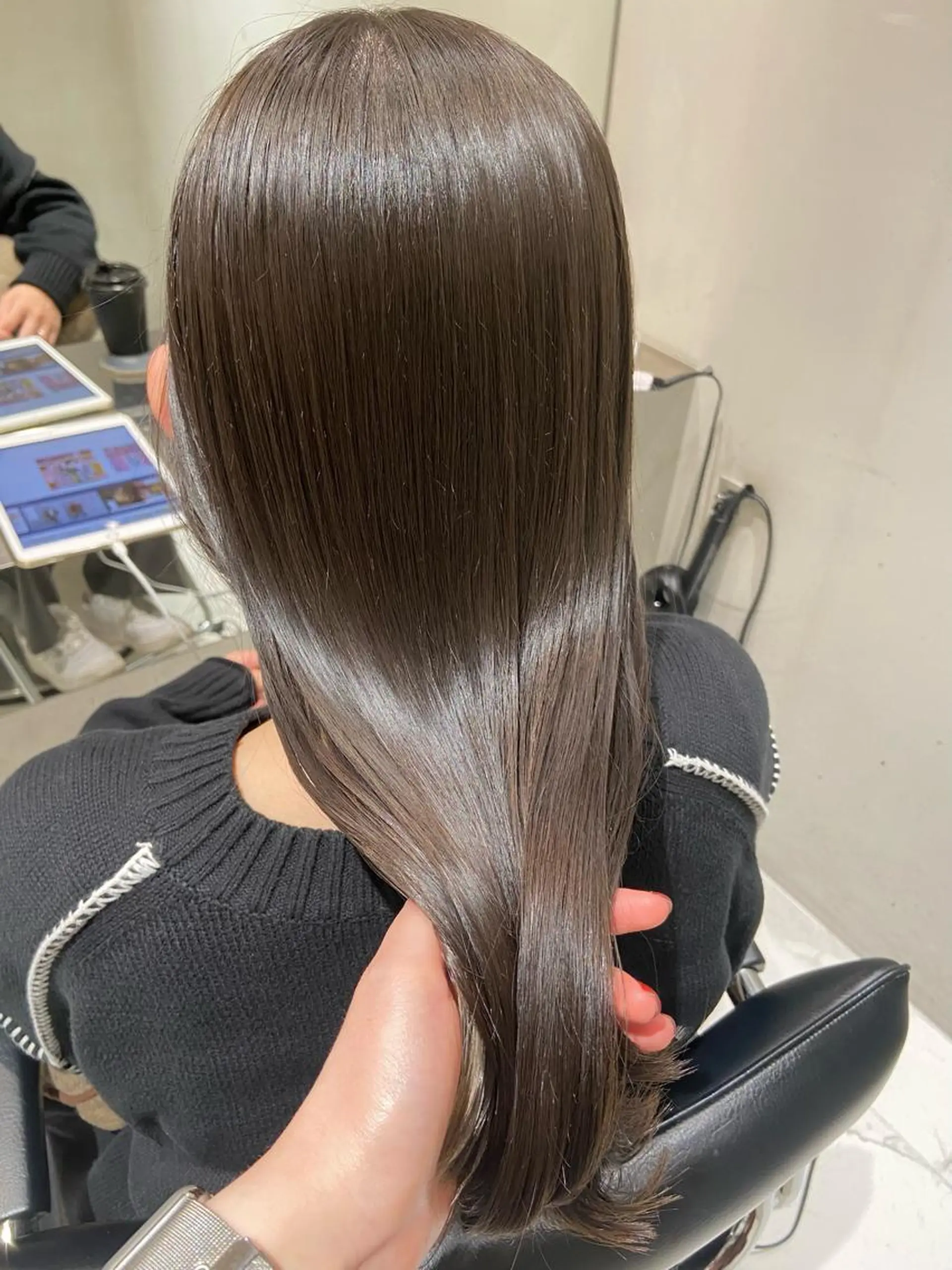 セミロング ヘアカラー トリートメント つやさらhair 🐫manaka🐫のヘアスタイル