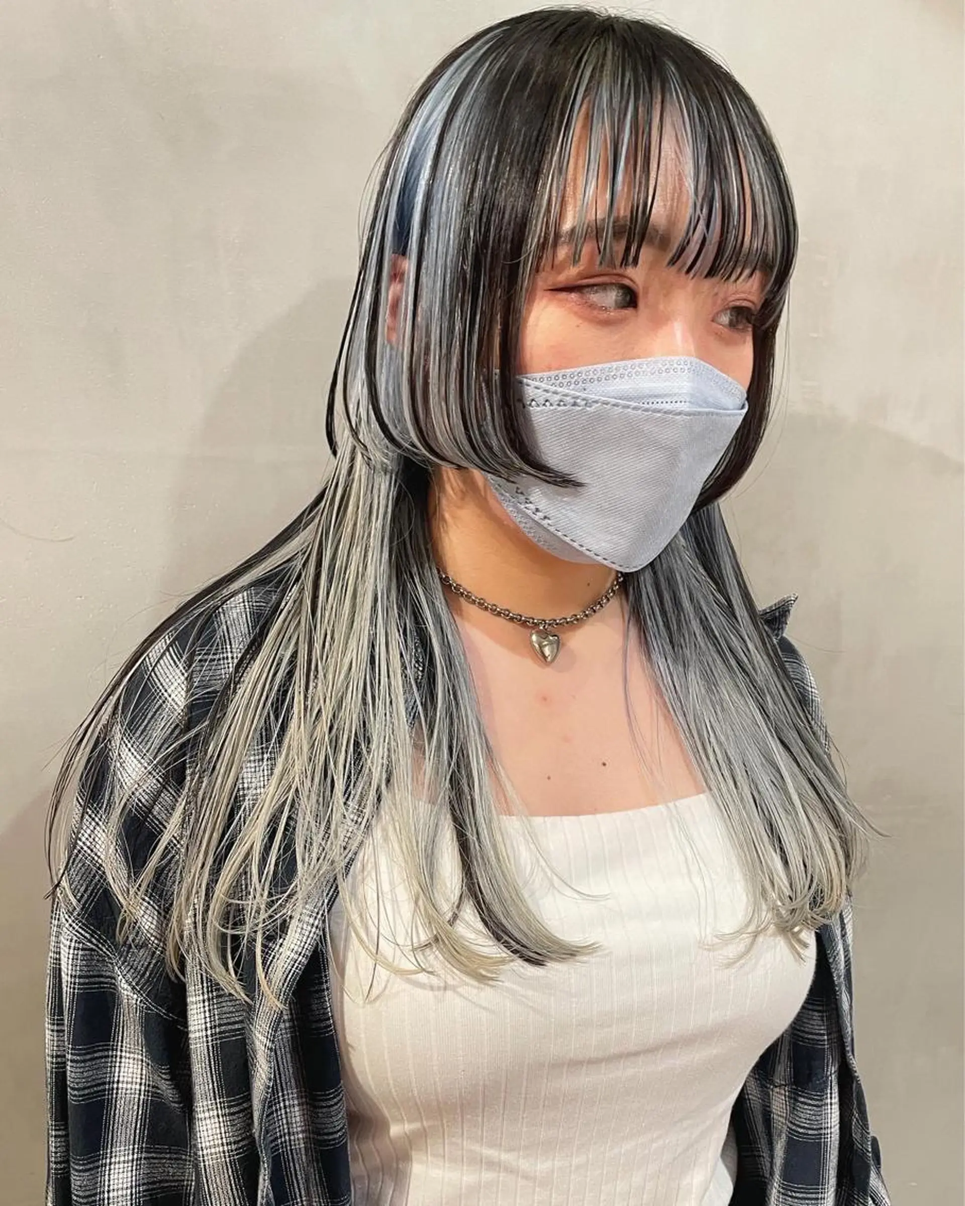 ロング カラー ヘアカラー トリートメント 優 作のヘアスタイル