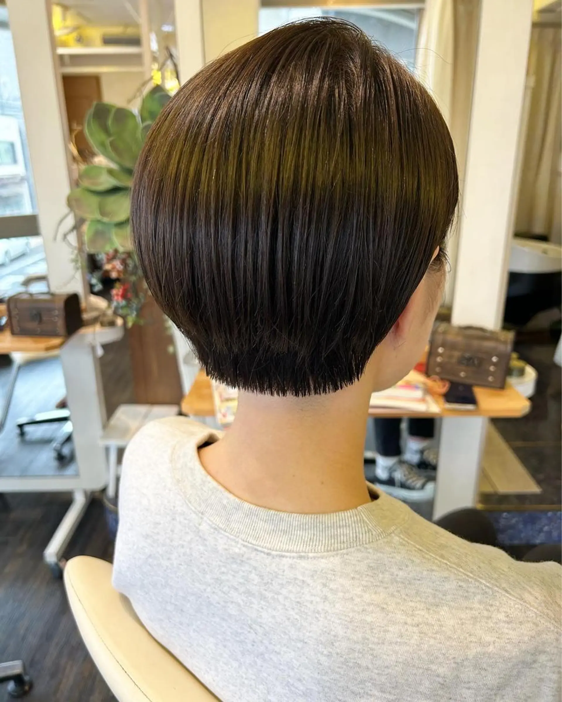 ショート カット トリートメント ヘッドスパ ヘアセット DiMPlE  ディンプル所属・🌸スタイリスト 山浦美恵のヘアスタイル
