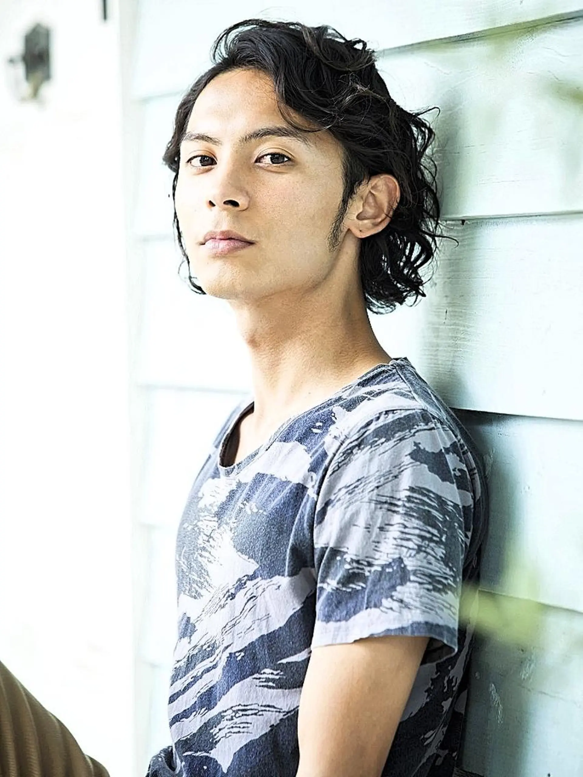 ミディアム パーマ メンズ ミディアムパーマ メンズパーマ 小顔カット カット パーマ トリートメント ヘッドスパ 🌿flencia 丸　和博🌿のヘアスタイル