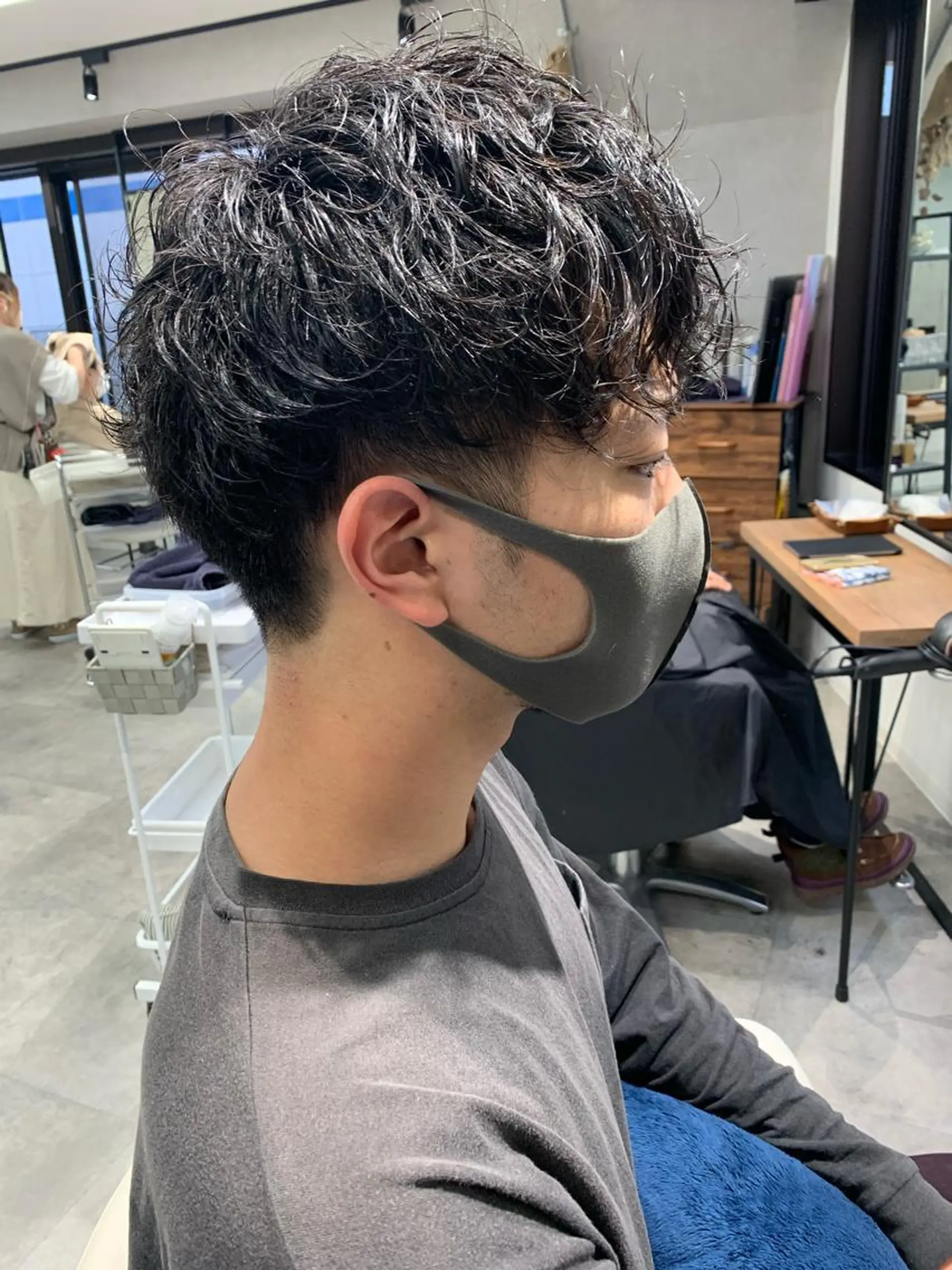 パーマ メンズ メンズパーマ ツーブロック スパイラルパーマ カット パーマ トリートメント Noy所属・Noyヨシモト ヒロトのヘアスタイル