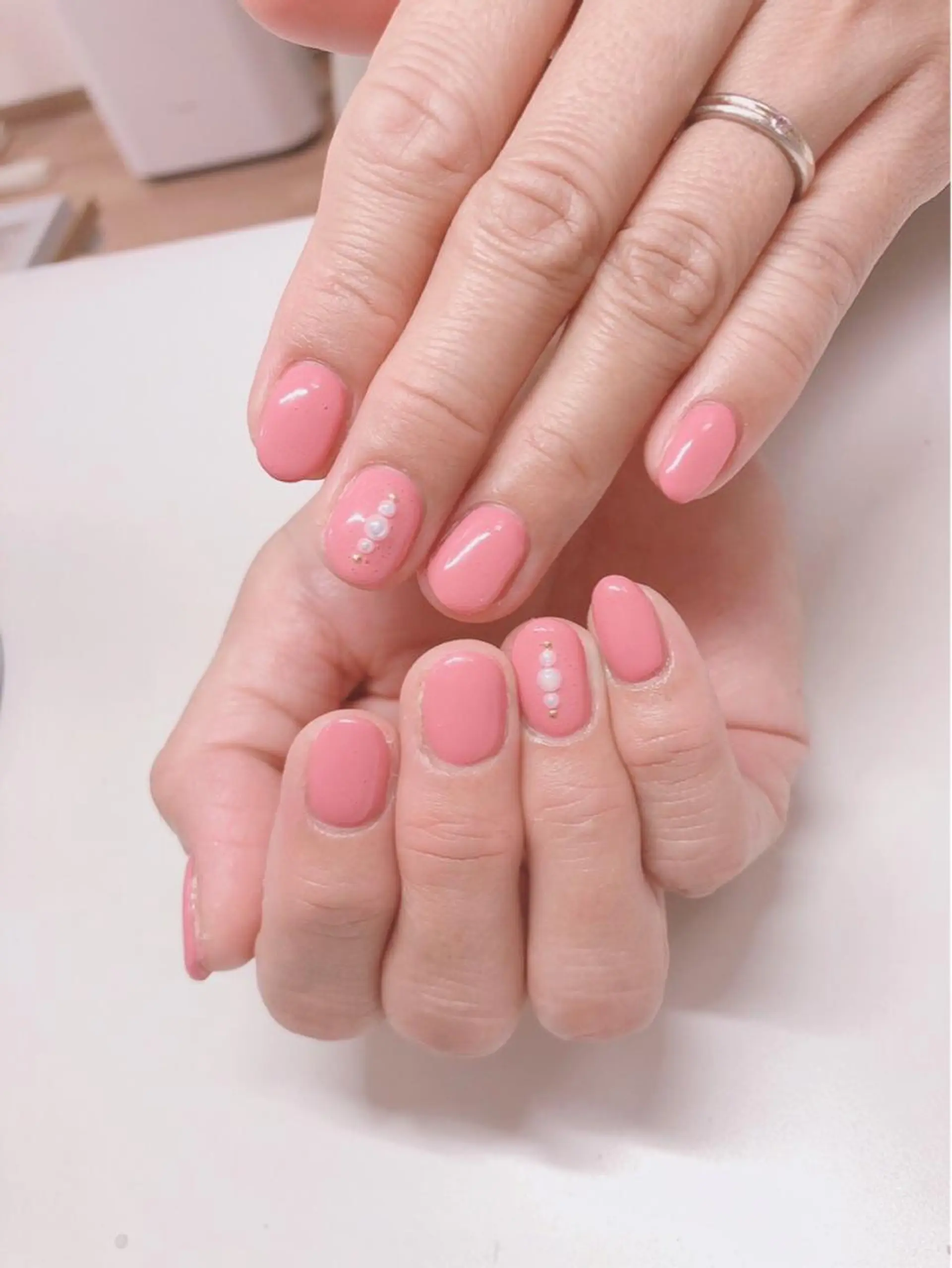 ネイル フットネイル グリーン オフィスネイル ワンカラーネイル Lily Roseスタッフ一同のマツエク・マツパデザイン