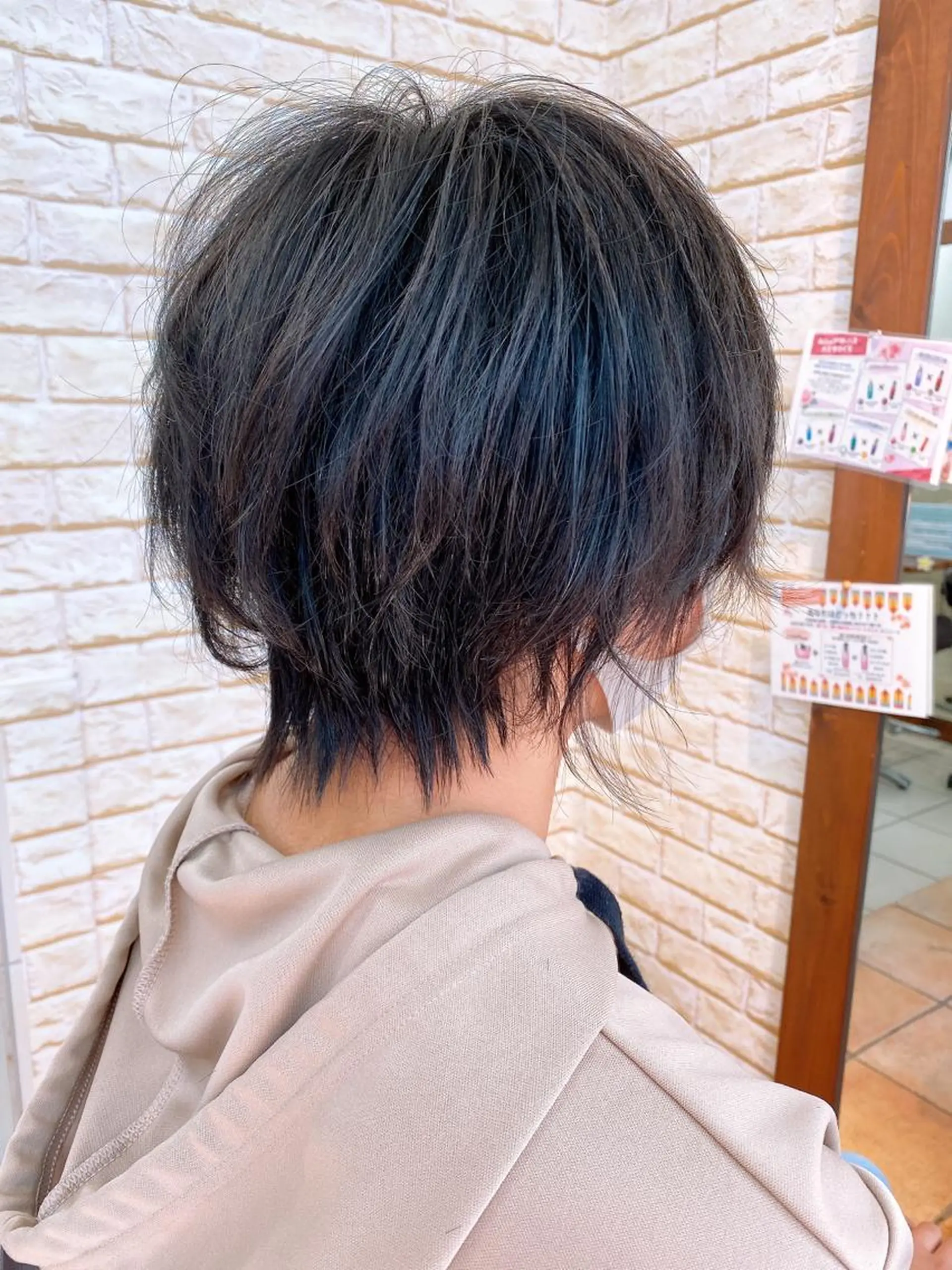 ショート カラー ブルーカラー ブルージュ ショートヘア ベリショディレクター 小野 健太郎のヘアスタイル