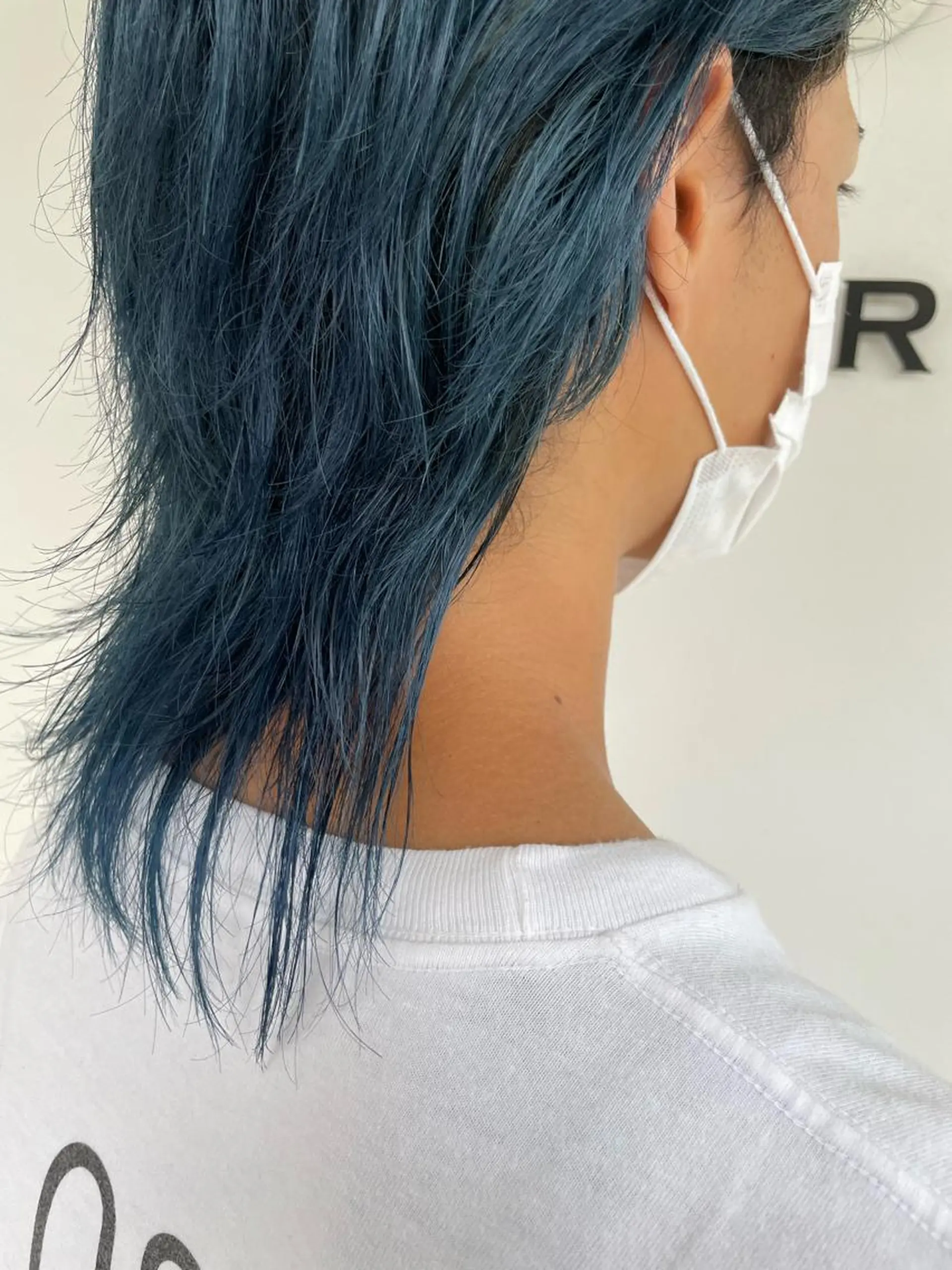 カラー メンズ ブルーカラー ヘアカラー 野田 カレンのヘアスタイル