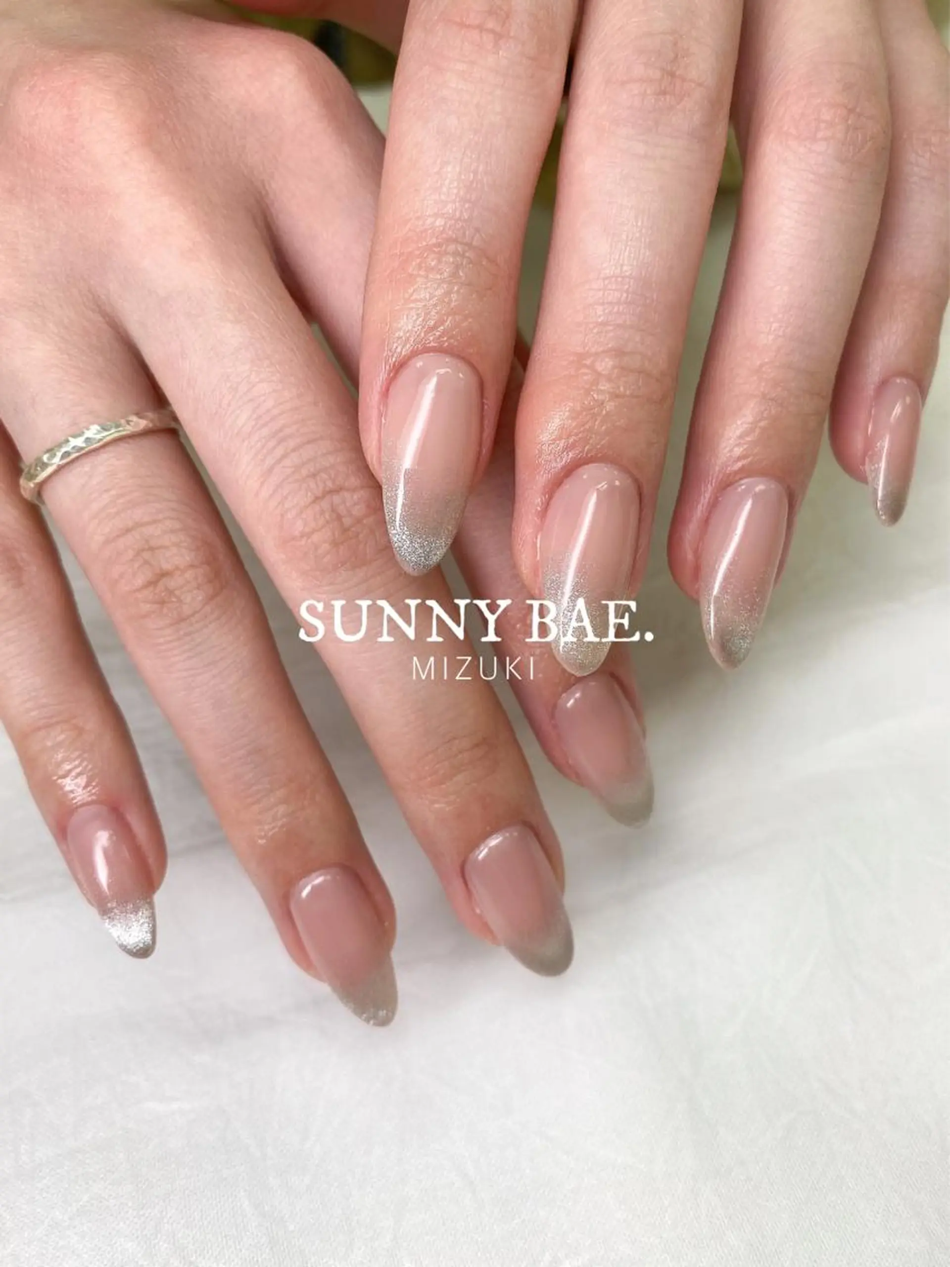ネイル グラデーション マグネットネイル ハンドネイル SUNNY BAE. 🌼MIZUKIのネイルデザイン