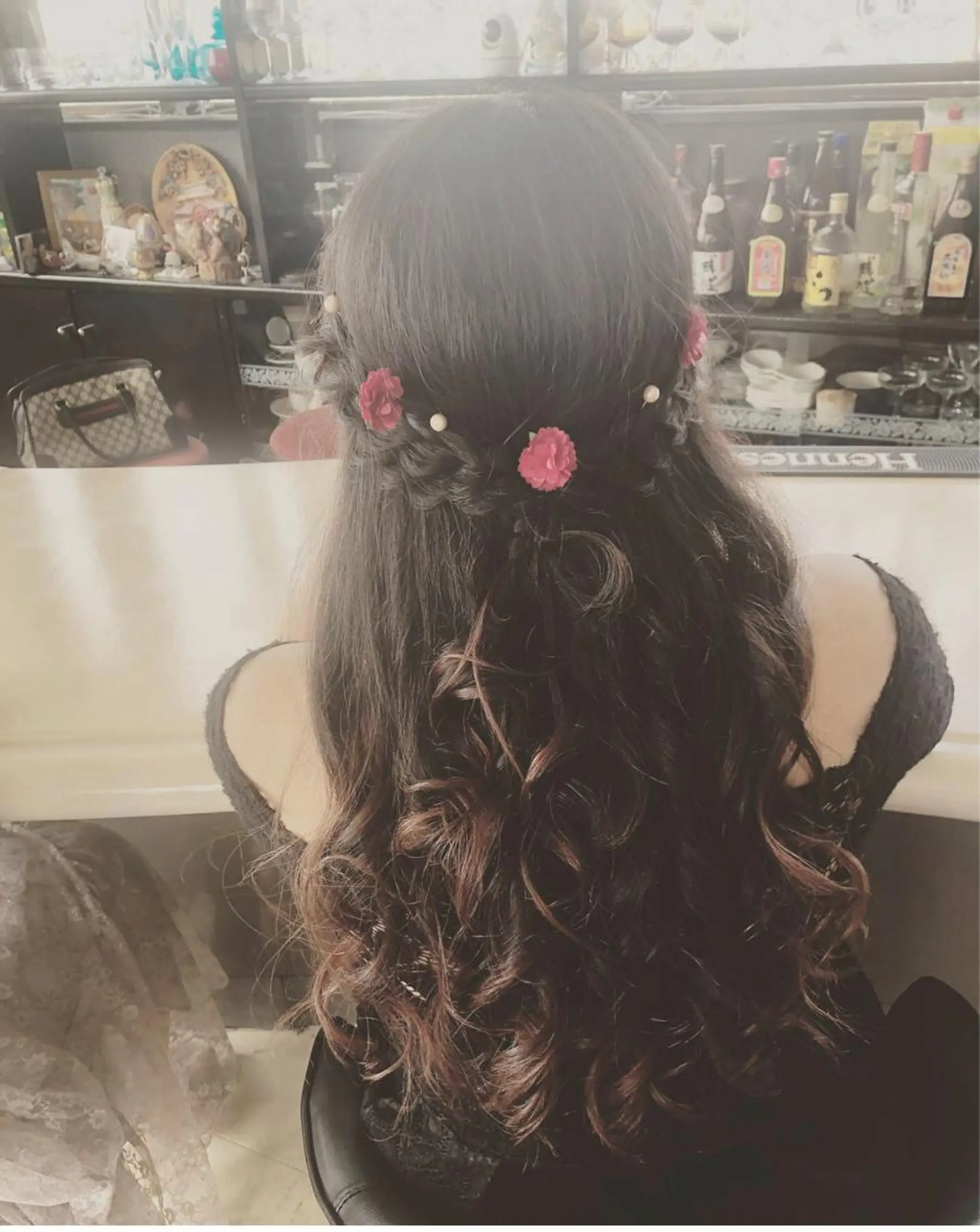 ロング カラー パーマ ヘアアレンジ メンズ キッズ ネイル マツエク・マツパ 銀河 ティンガーラのヘアスタイル