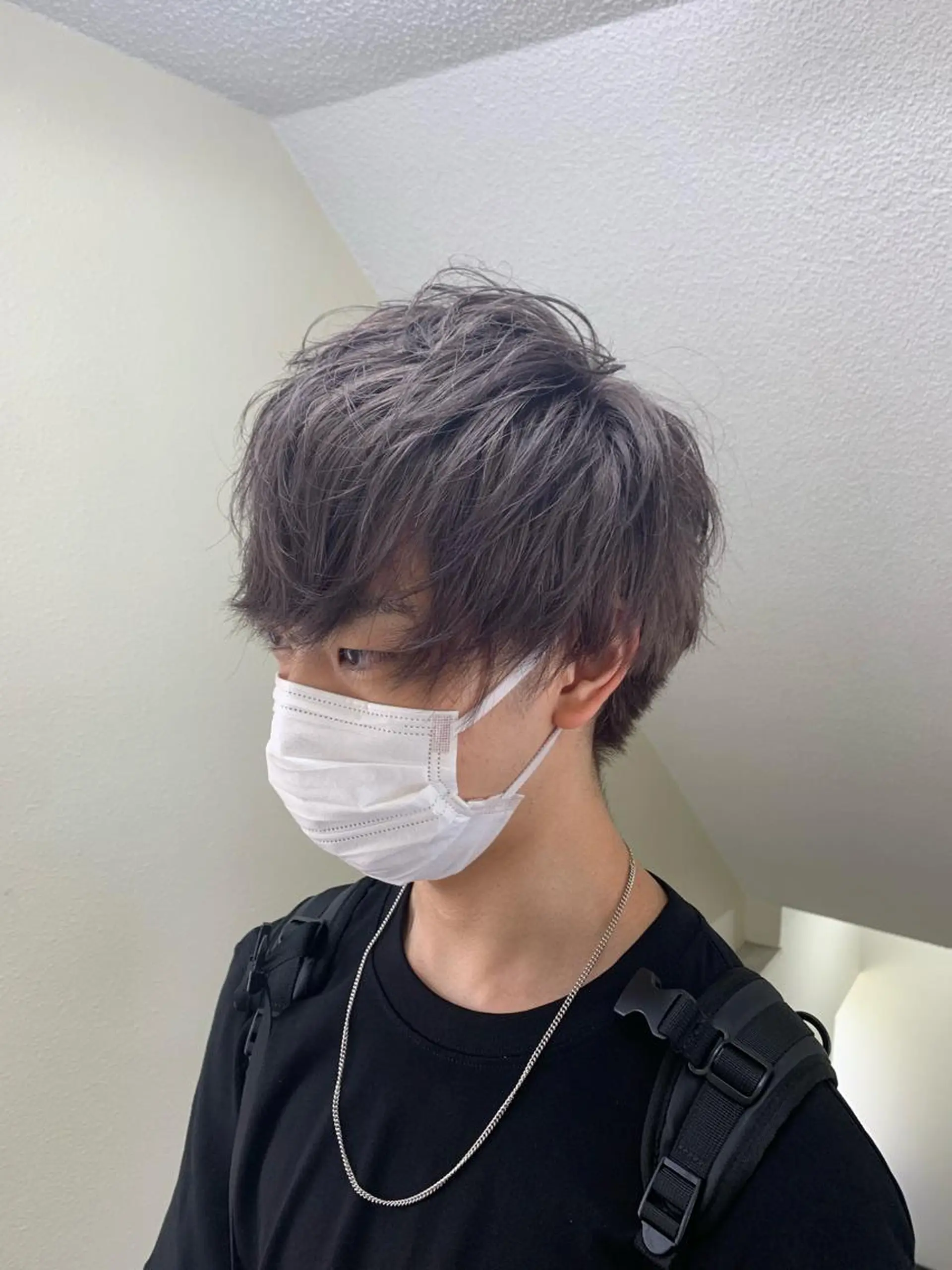 ショート カラー メンズ 🫧顔まわりレイヤー カット🫧🧼白石輝のヘアスタイル