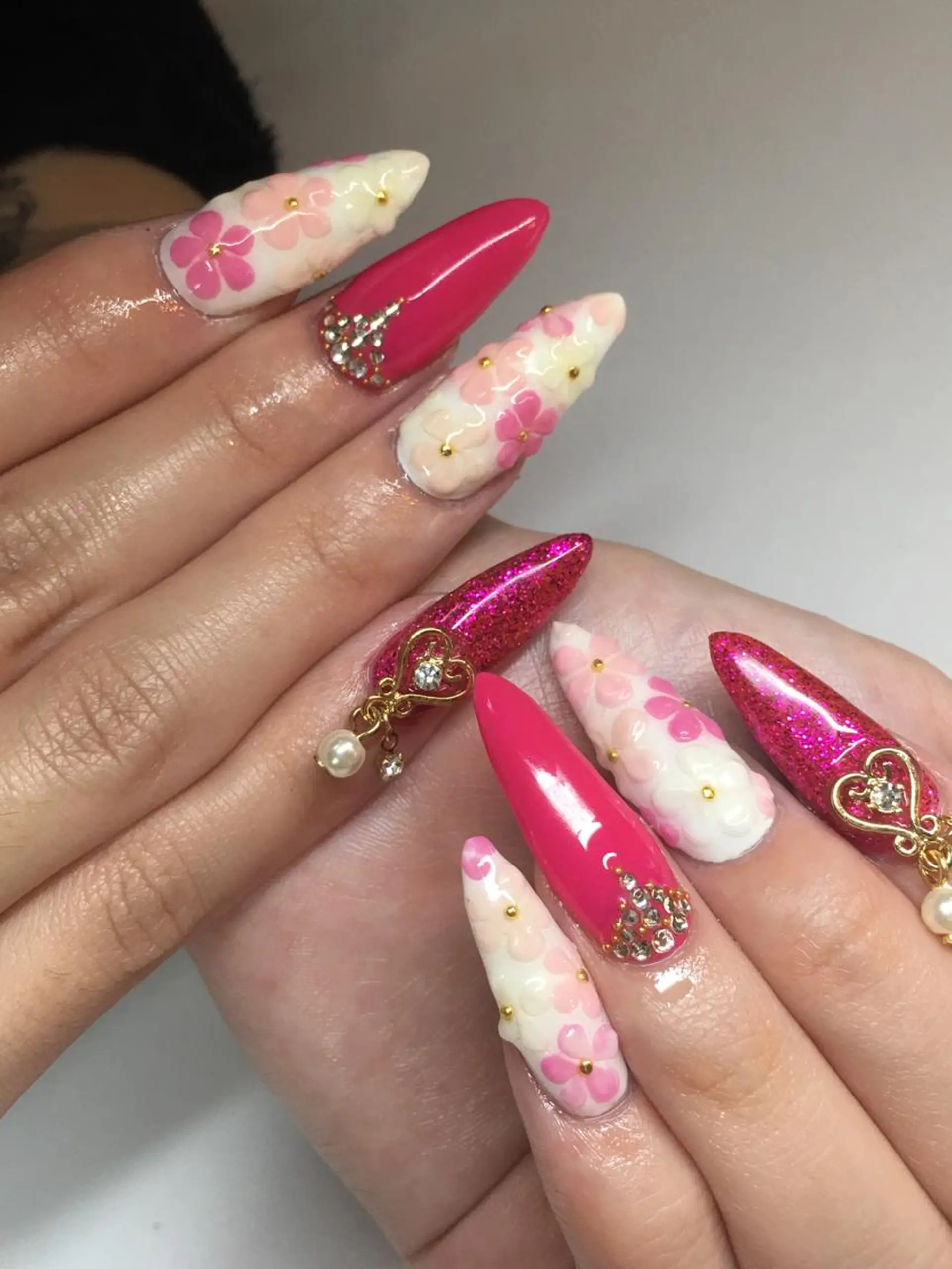 ネイル ハンドネイル glow_ nailのネイルデザイン