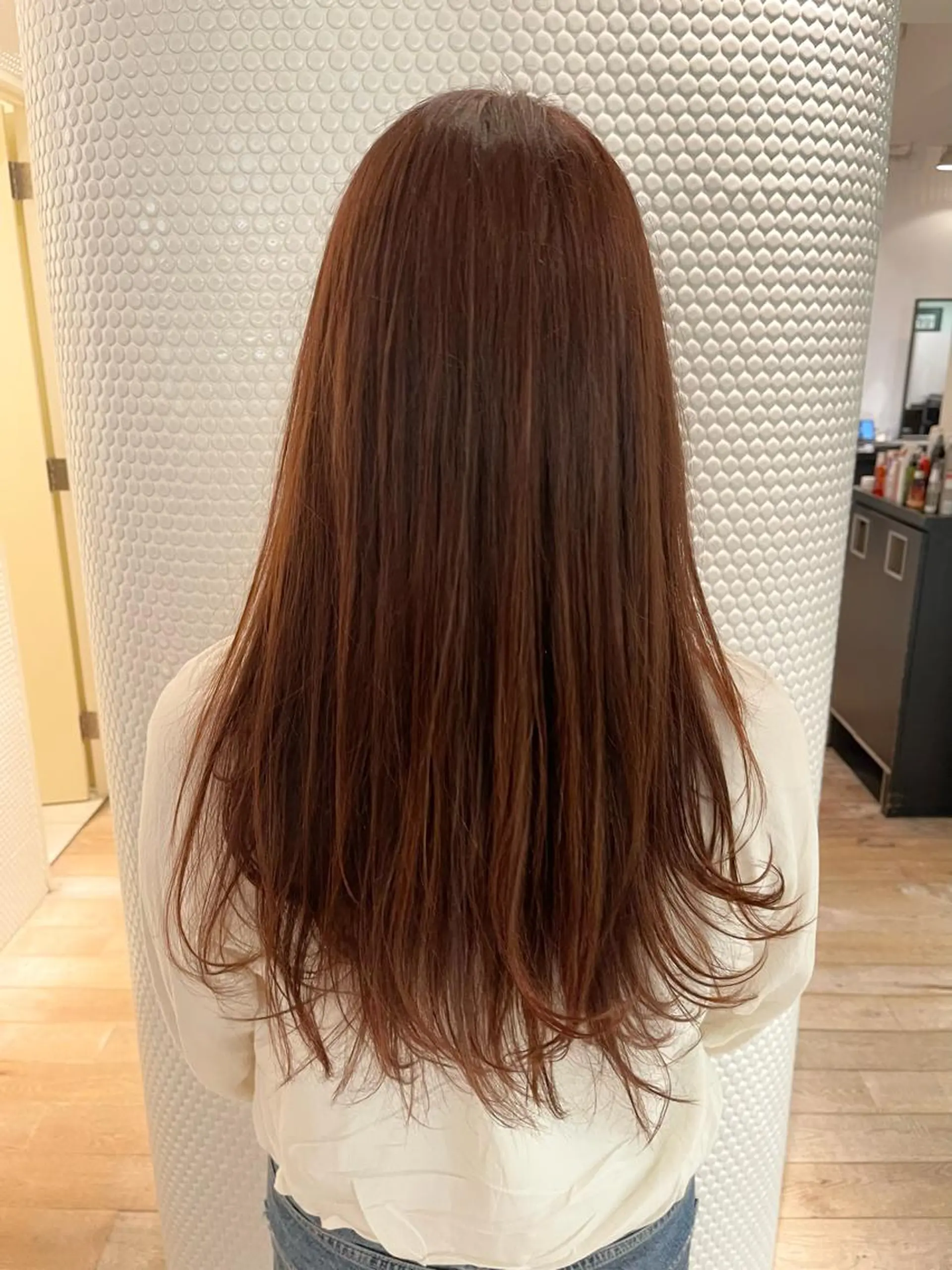 ロング カラー ヘアアレンジ ブラウンカラー ピンクカラー ピンクブラウン ヘアカラー brut(ブリュット)所属・秋葉 一郎のヘアスタイル