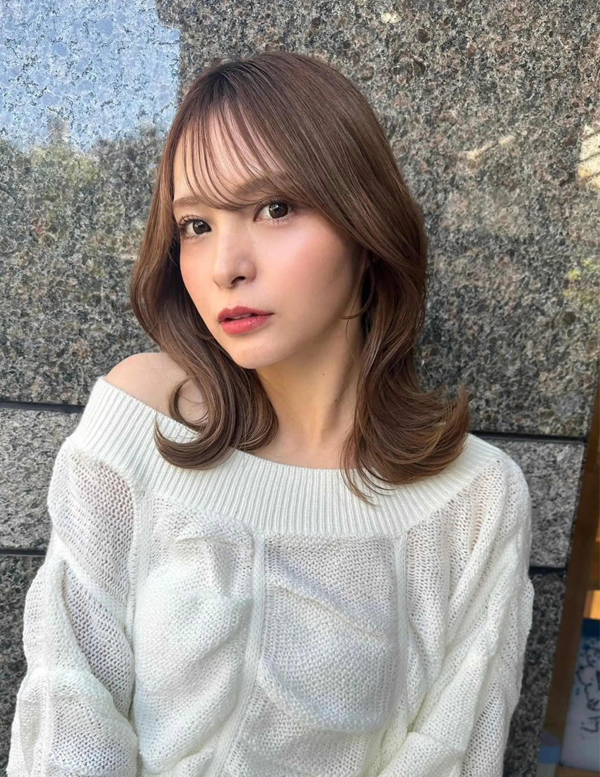 ミディアム カット ヘアカラー 縮毛矯正 トリートメント ✨髪質改善特化✨副 店長椎葉信乃介のヘアスタイル