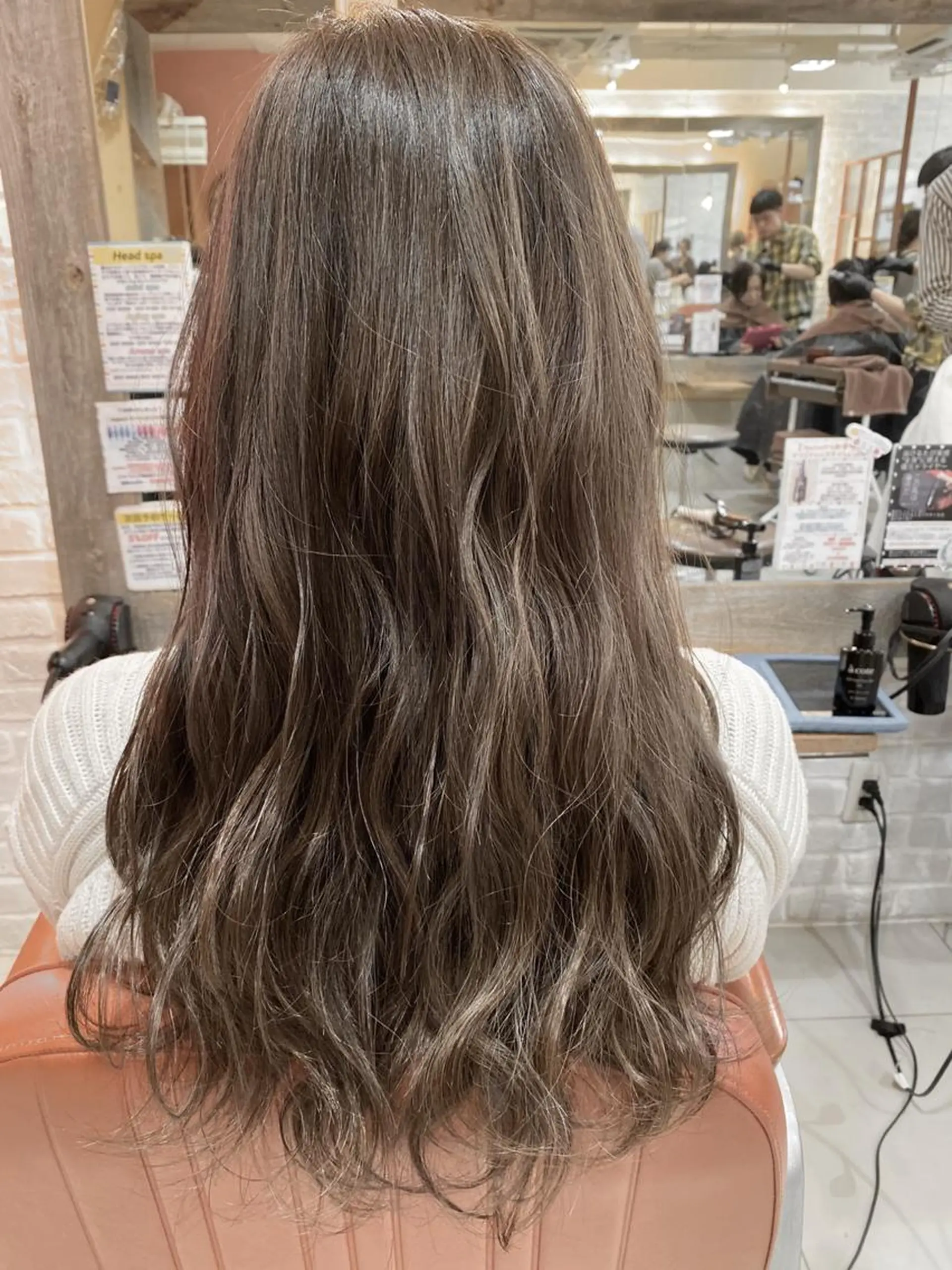 ミディアム カラー ヘアアレンジ ミディアムパーマ ブリーチ 透明感カラー ハイライトカラー ボブ 増子 幹樹のヘアスタイル