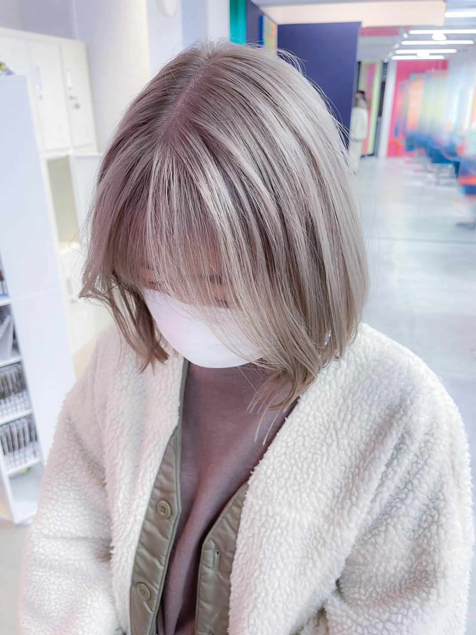 ミディアム カラー ベージュカラー ブリーチ エドルカラー イルミナカラー BOX mico.のヘアスタイル