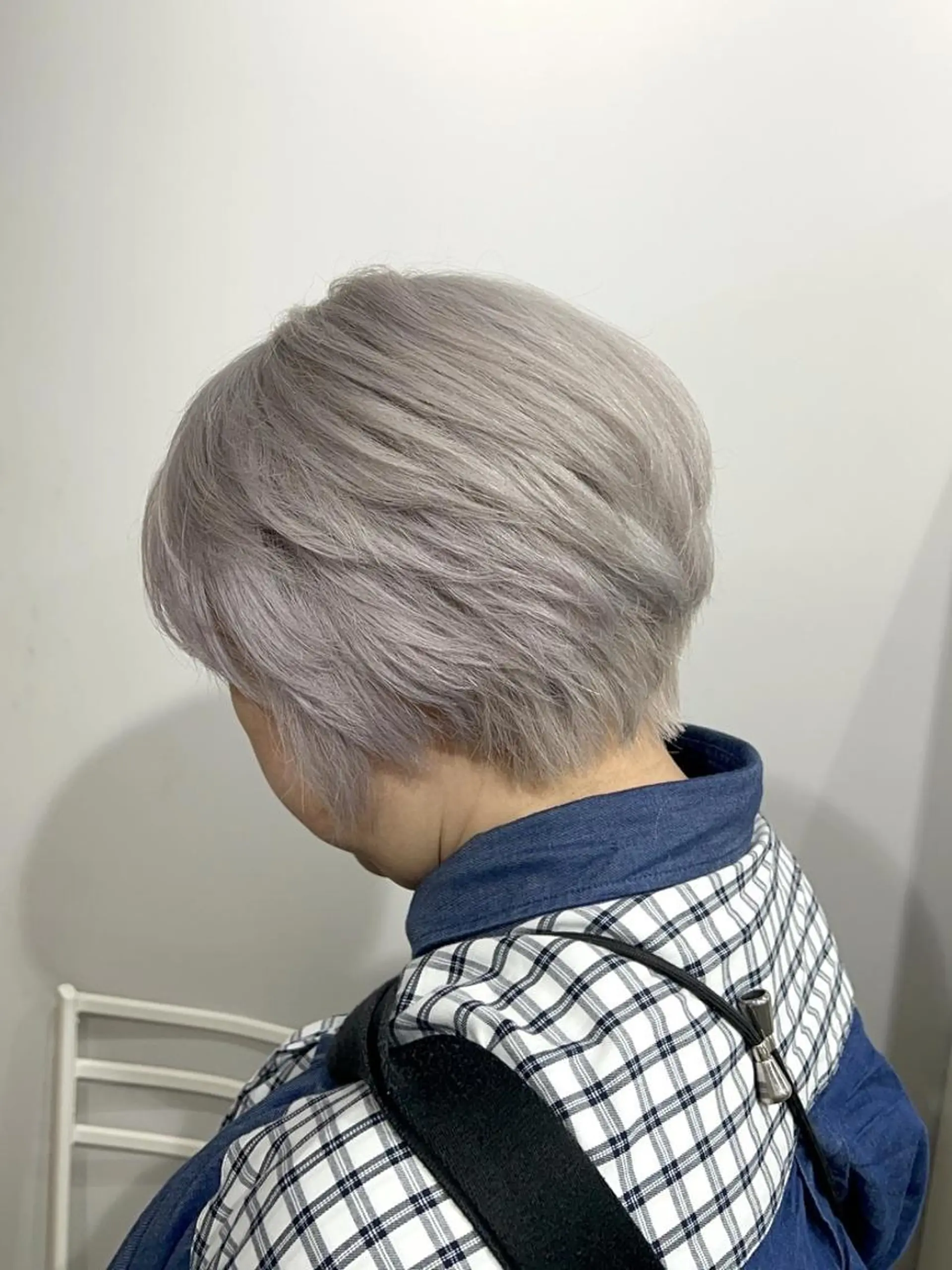 ショート カラー ブリーチ ダブルカラー カット ヘアカラー トリートメント ✨【公式】 juhl.横浜✨のヘアスタイル