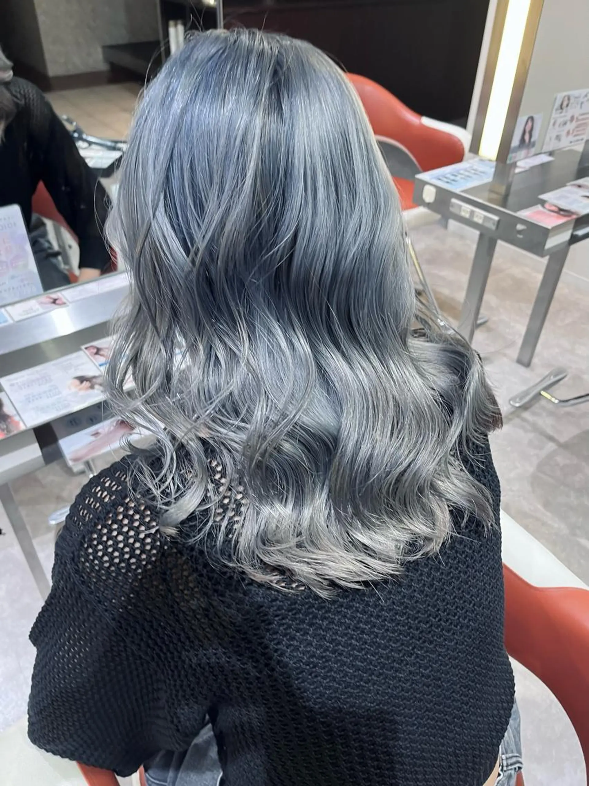 セミロング _WHITE難波店[アンダーバーホワイト]所属・難波/艶カラー/ 韓国風/中村嘉秀のヘアスタイル