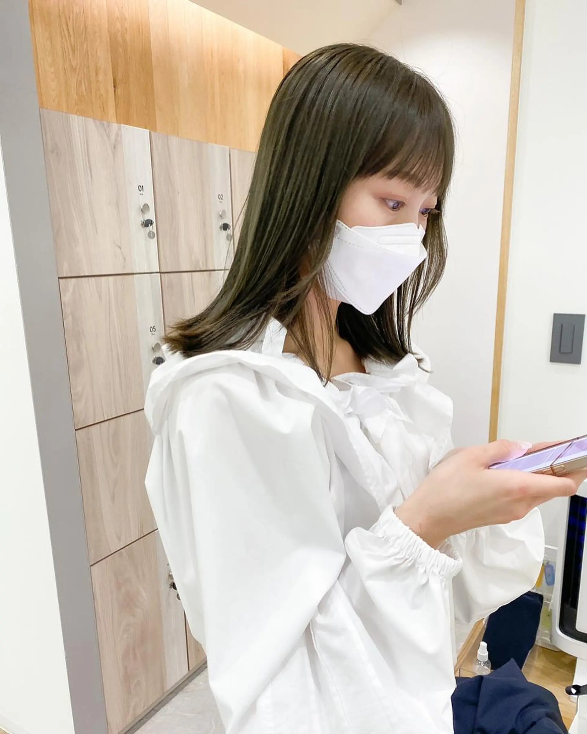 セミロング カラー THE DAY所属・AKI HASHIMOTOのヘアスタイル