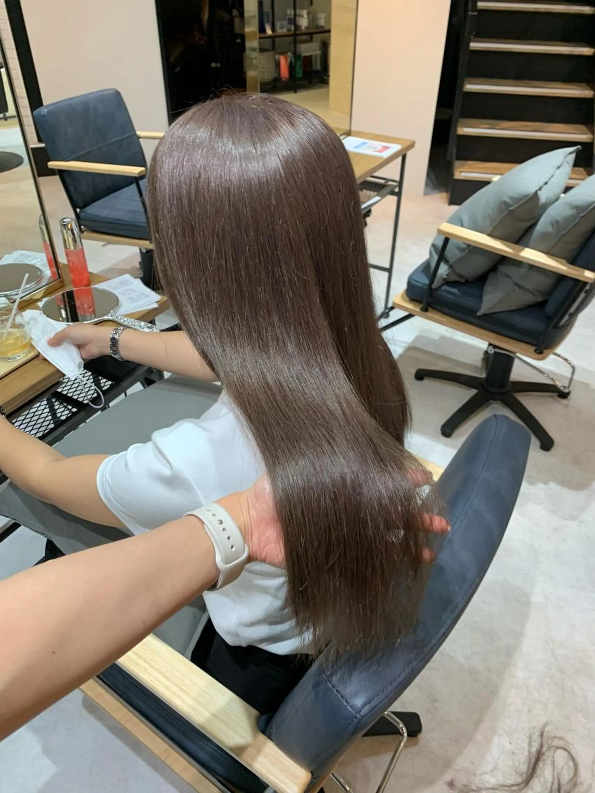 ロング ヘアカラー トリートメント ヘッドスパ akira𝜗𝜚 ꙳.*‬透明感カラーのヘアスタイル