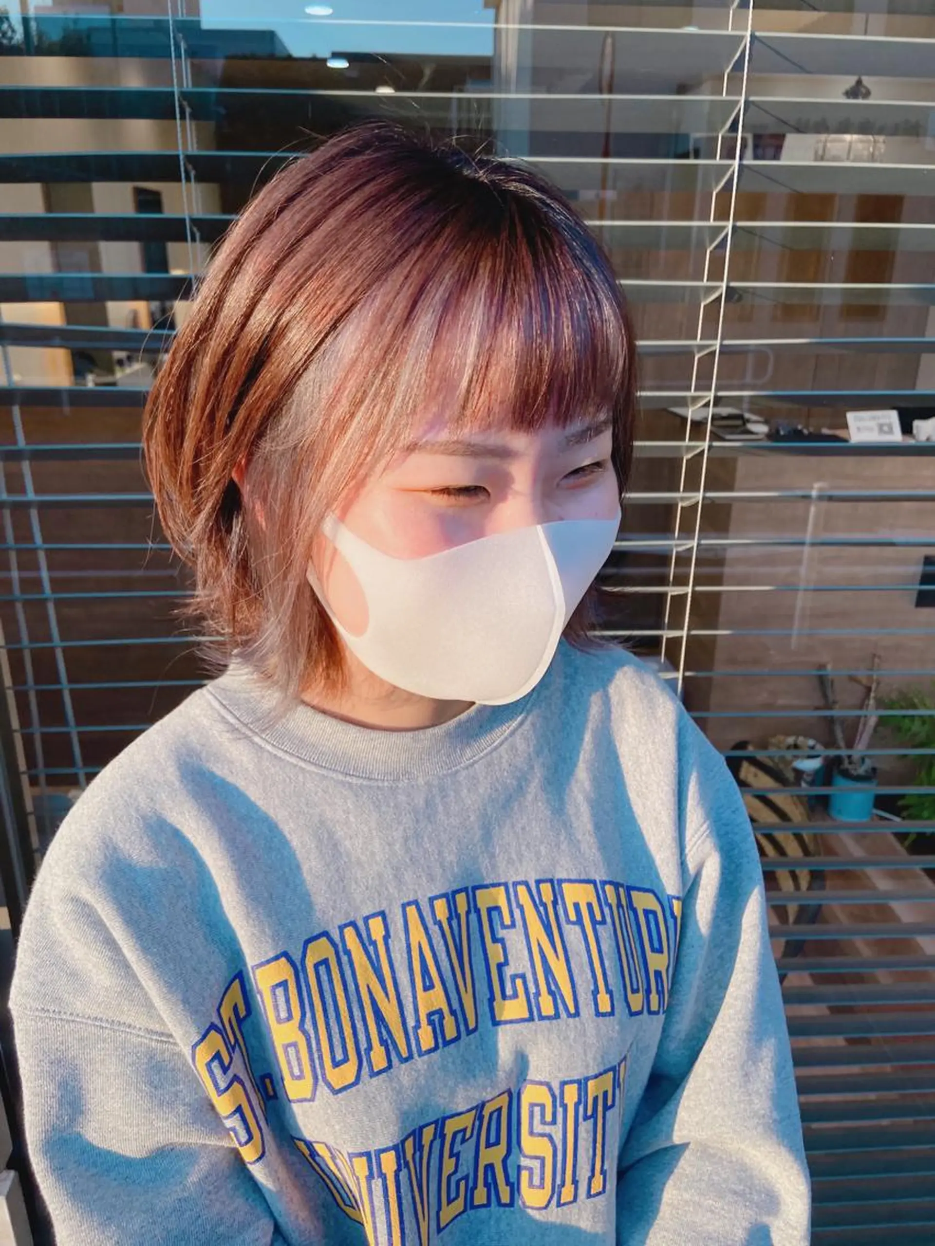 ミディアム ミストバング 顔周りカット 🌷透明感カラー🌷 内田零菜のヘアスタイル