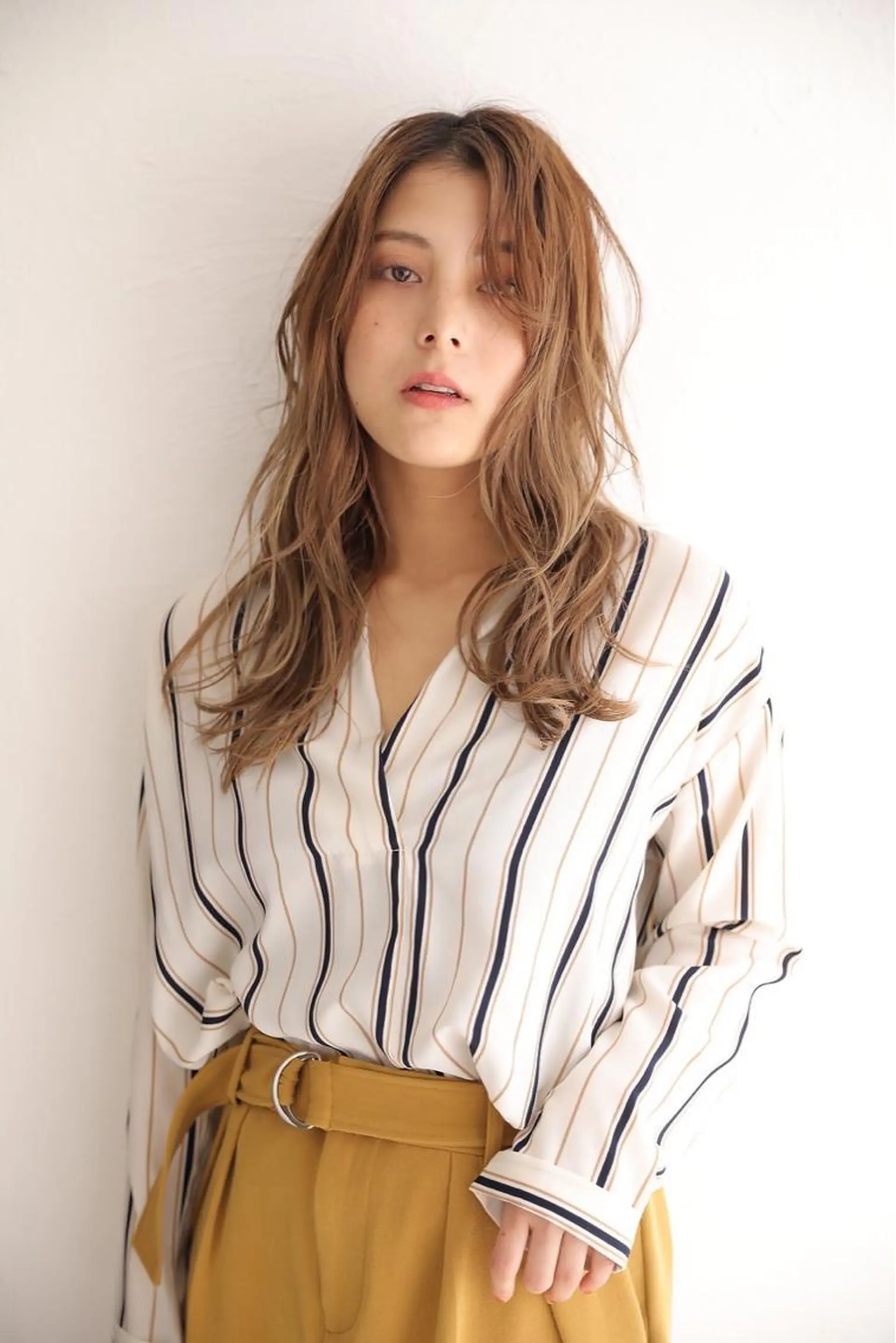 ロング 橋本 桂のヘアスタイル