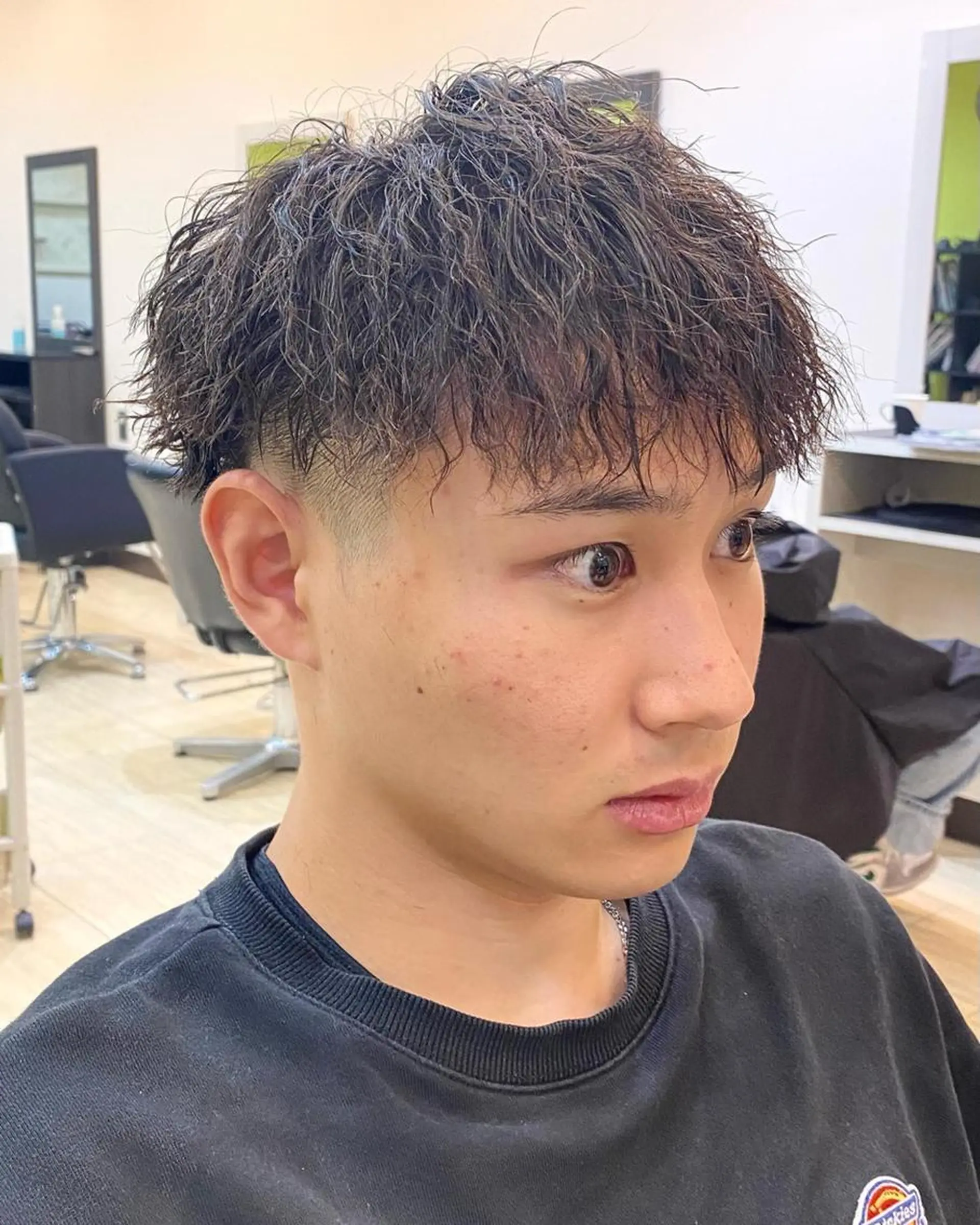 パーマ メンズ フェードカット メンズパーマ プードルパーマ メンズツイストパーマ ツイストスパイラルパーマ 年間2000名担当◎ パーマ職人/仲原佑樹のヘアスタイル