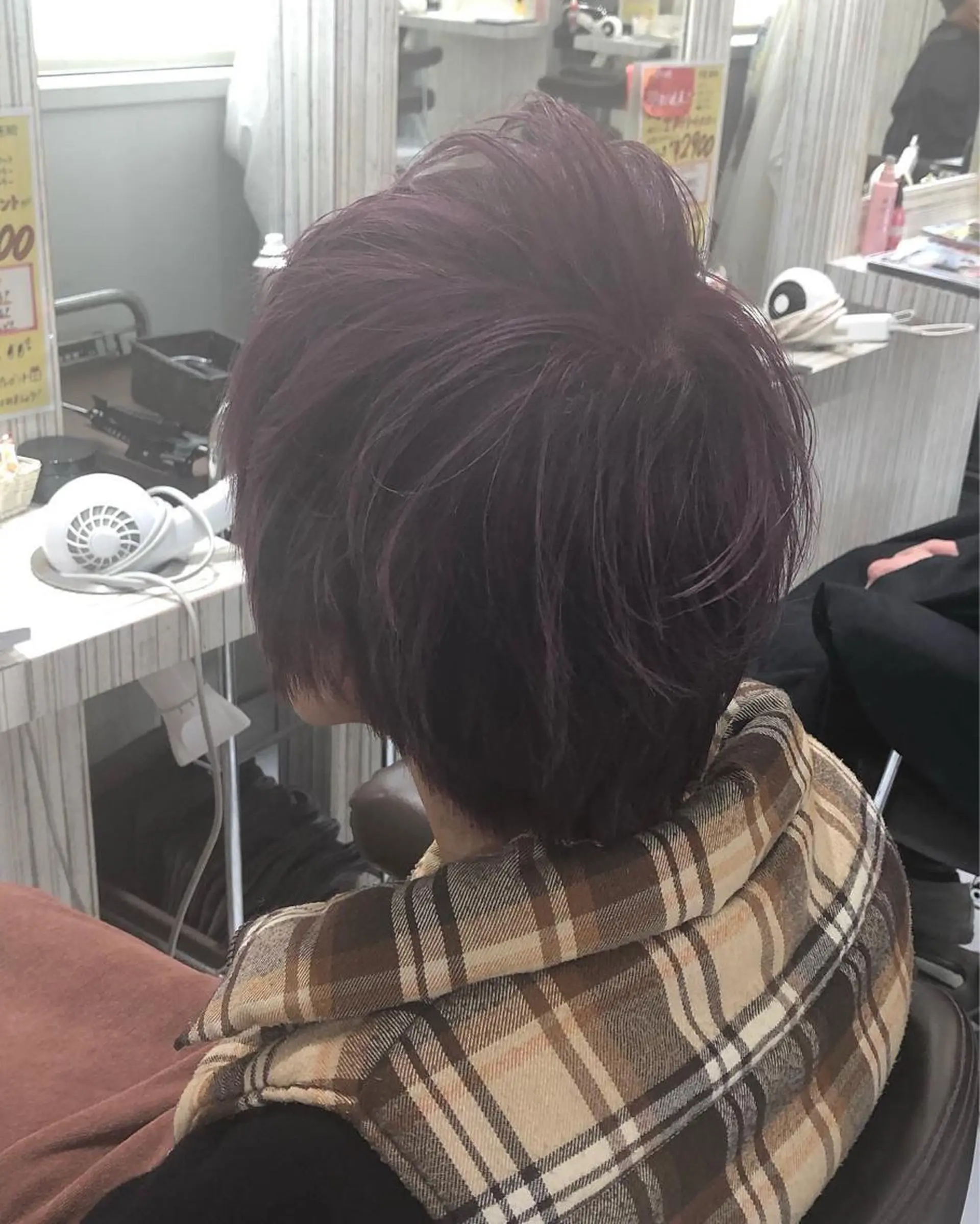 ショート カラー ブリーチ ラベンダーカラー ピンクカラー ピンクラベンダー カット ヘアカラー トリートメント est hair Ameri 松戸店所属・和田 真弥のヘアスタイル