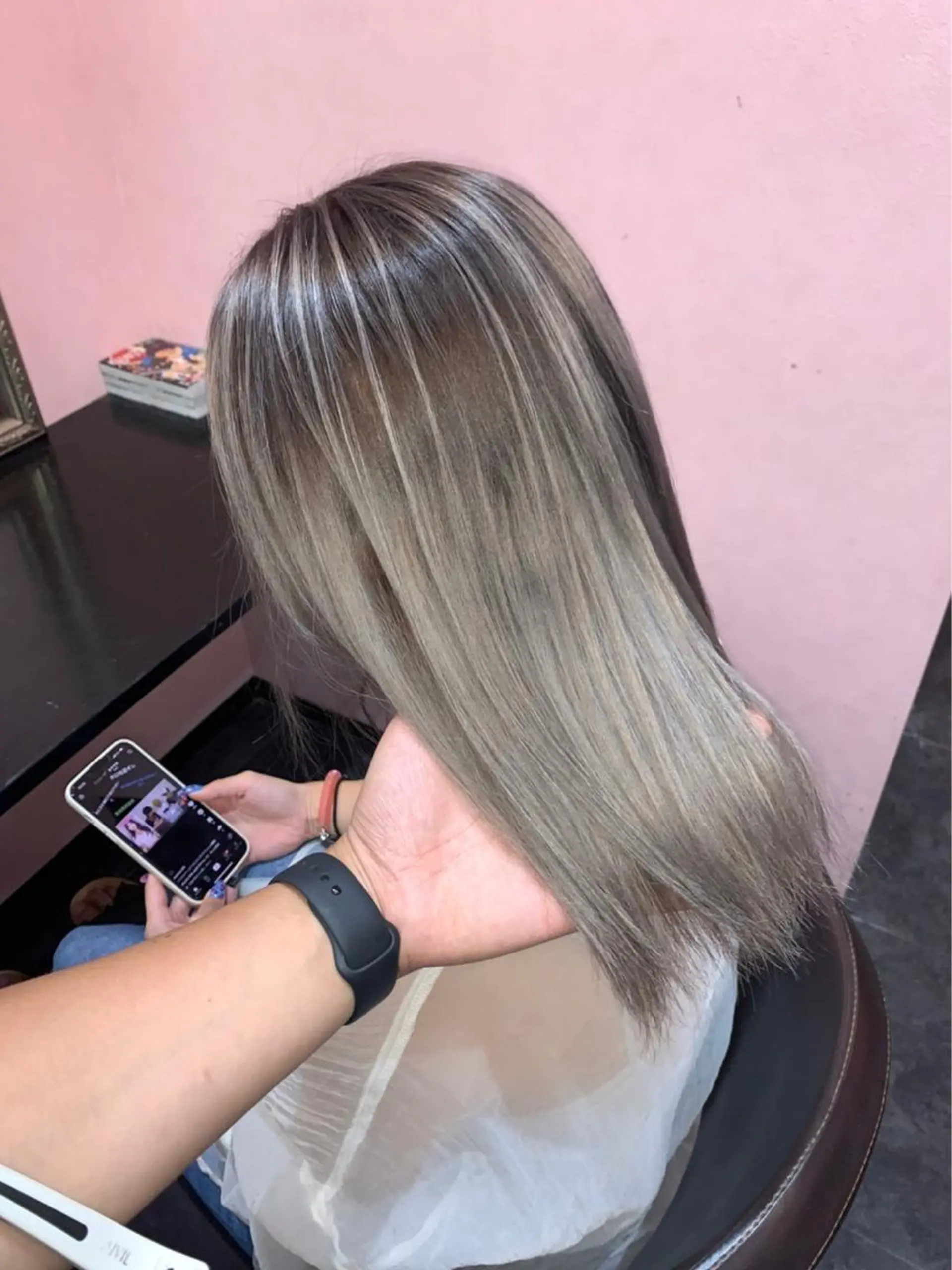 ロング ヘアカラー Selene 難波店 店長SHINTANIのヘアスタイル