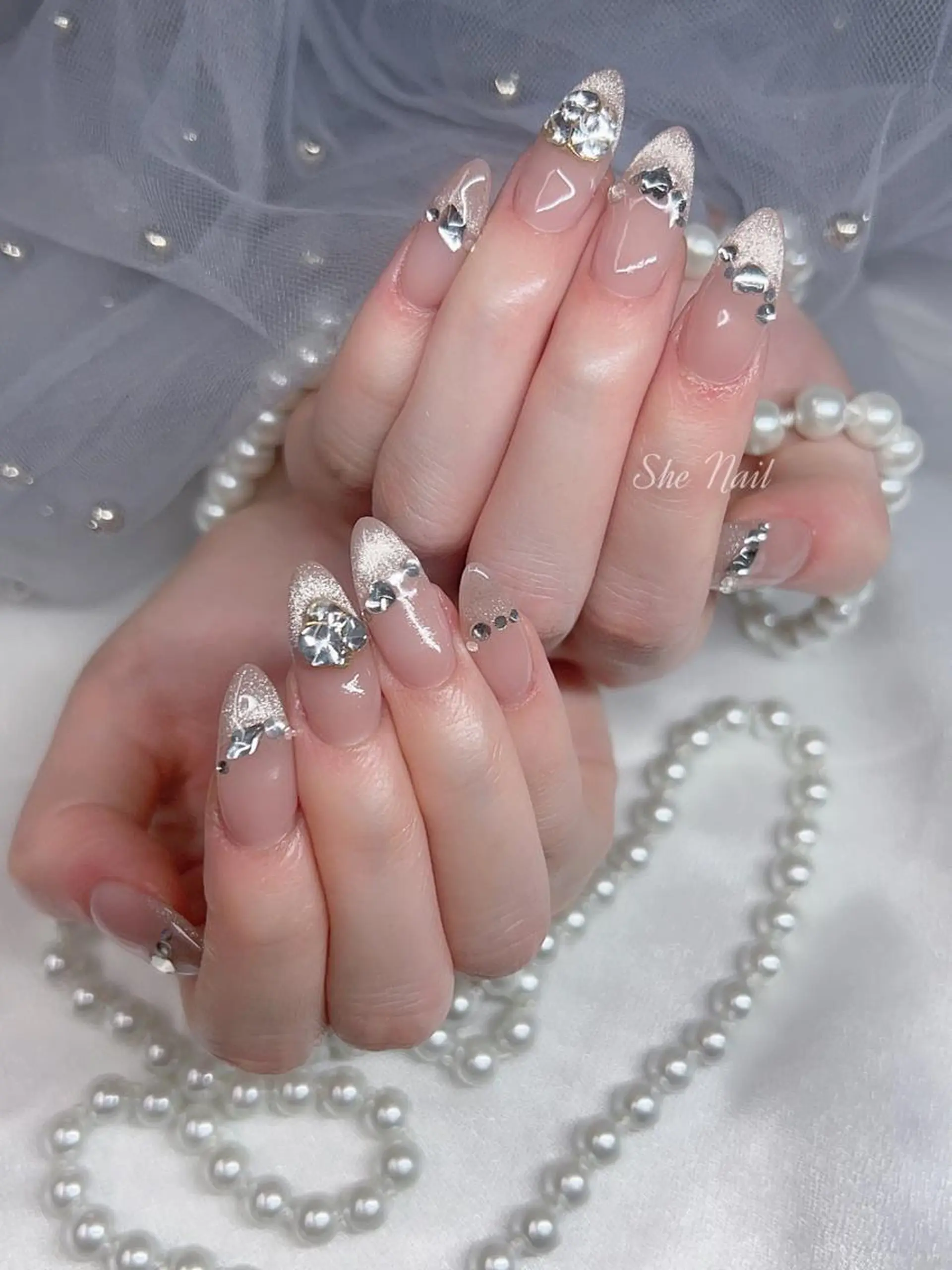 ネイル チークネイル 長さ出し フレンチネイル ガラスフレンチ 卒業式 ハンドネイル She   Nail所属・ISA_ BELLAのネイルデザイン