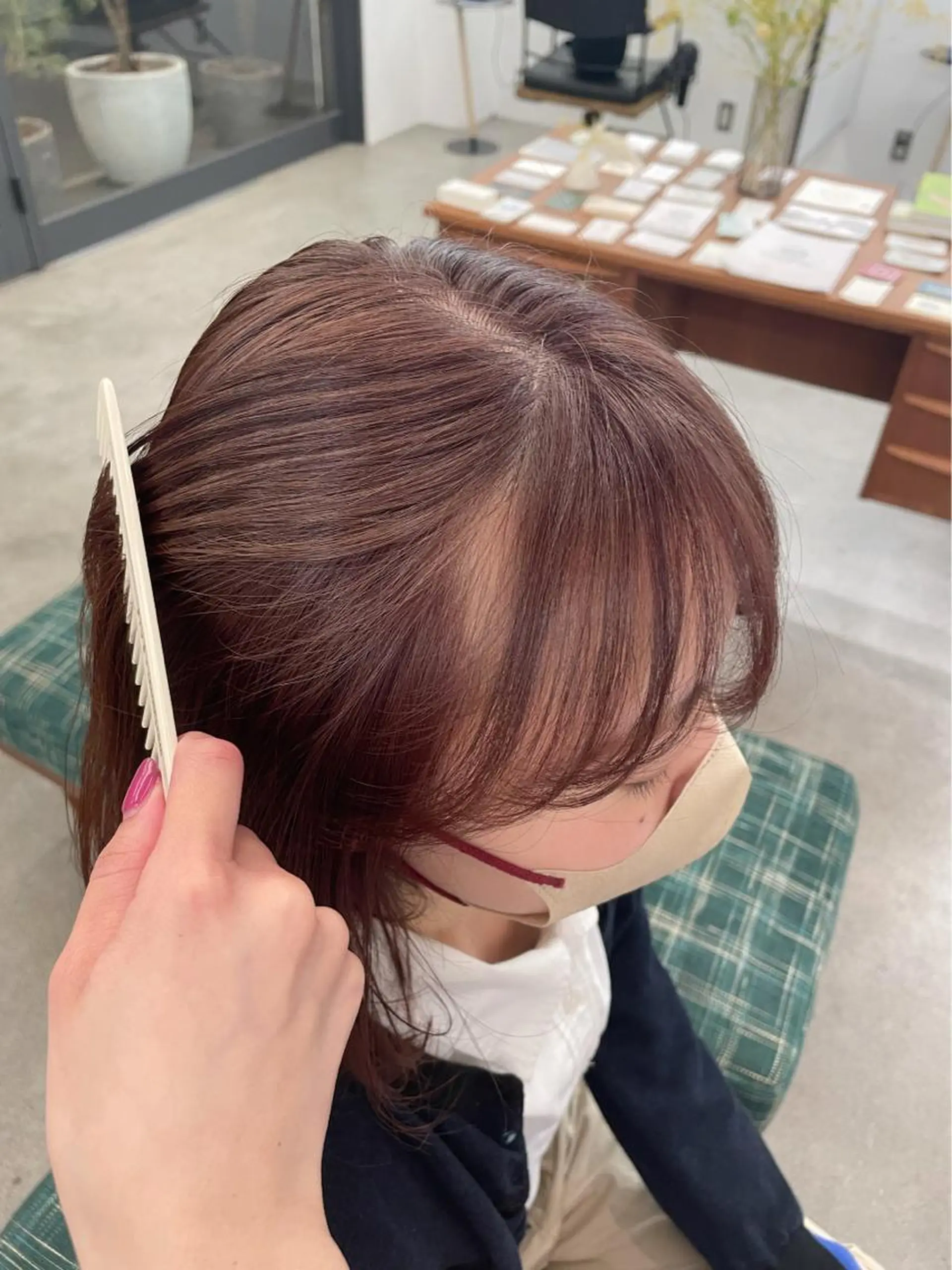 ミディアム カラー レイヤーパーマ、ボブ 小須田ゆあのヘアスタイル