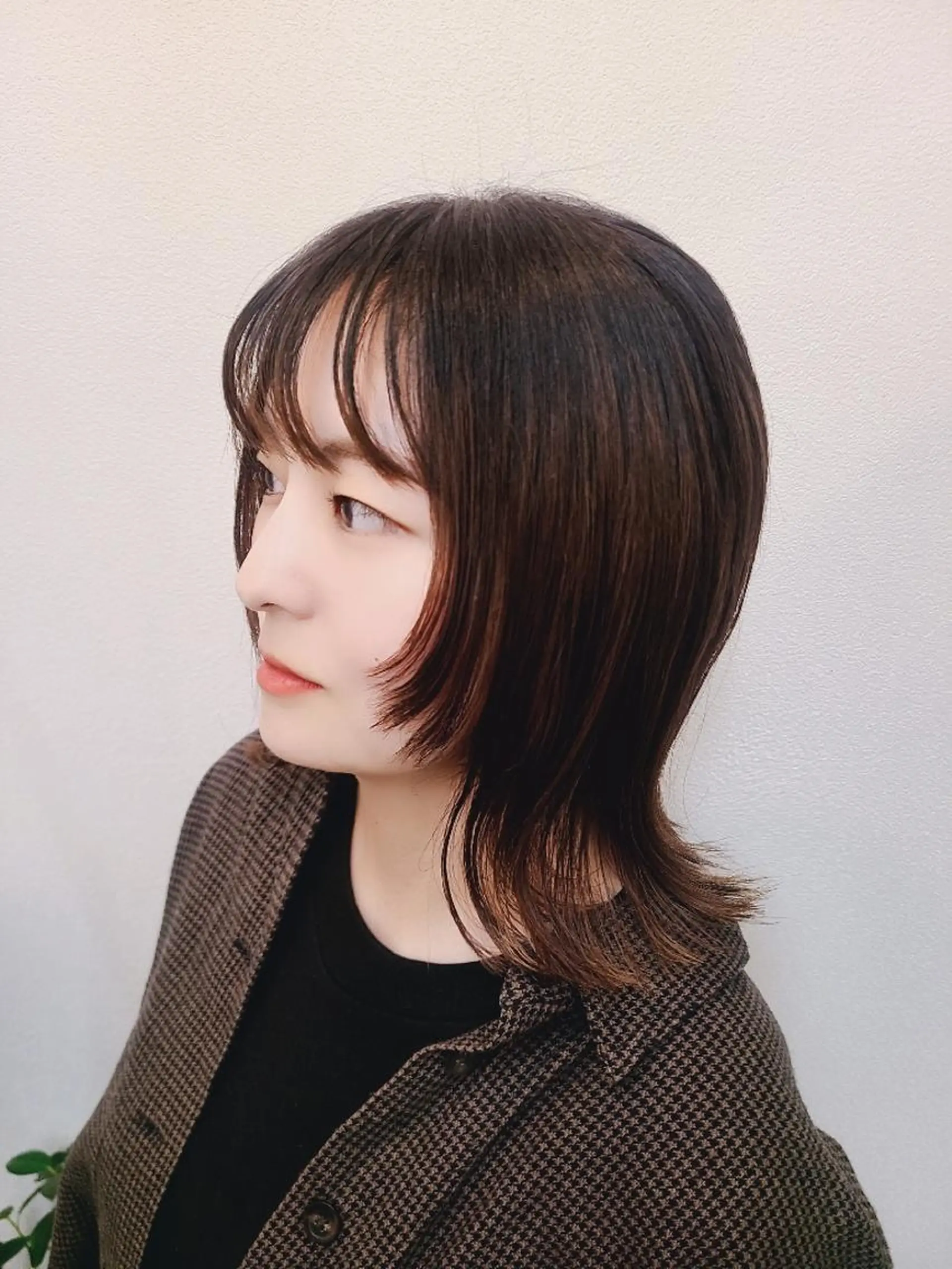 セミロング 顔周りカット 韓国風ヘア yolo.所属・夜特化型ヘアサロン 𓃱yolo.タナベのヘアスタイル