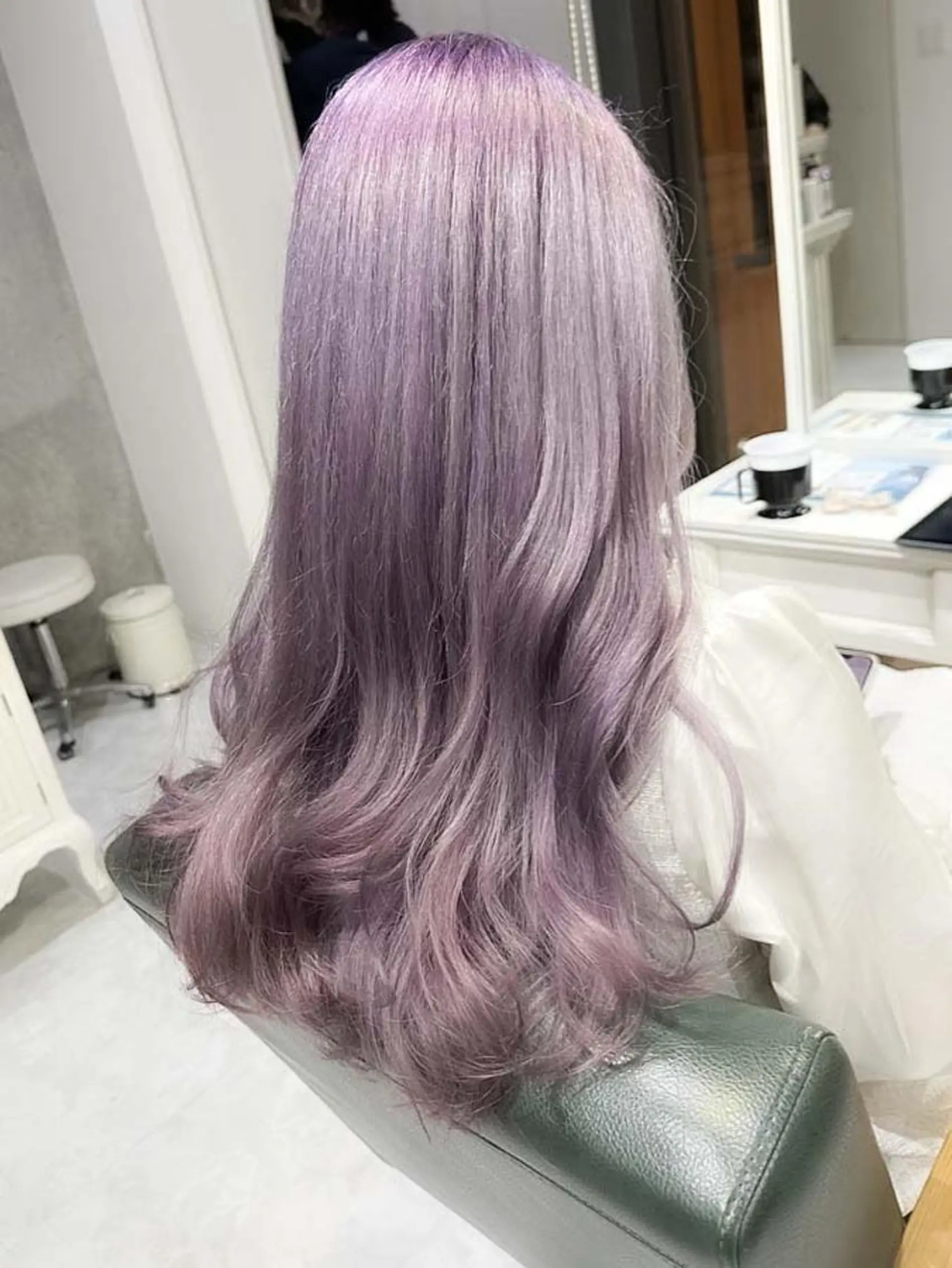 カラー ロング ヘアアレンジ ブリーチ ケアブリーチ 透明感カラー デザインカラー ハイトーンカラー Days 透明感カラーのヘアスタイル