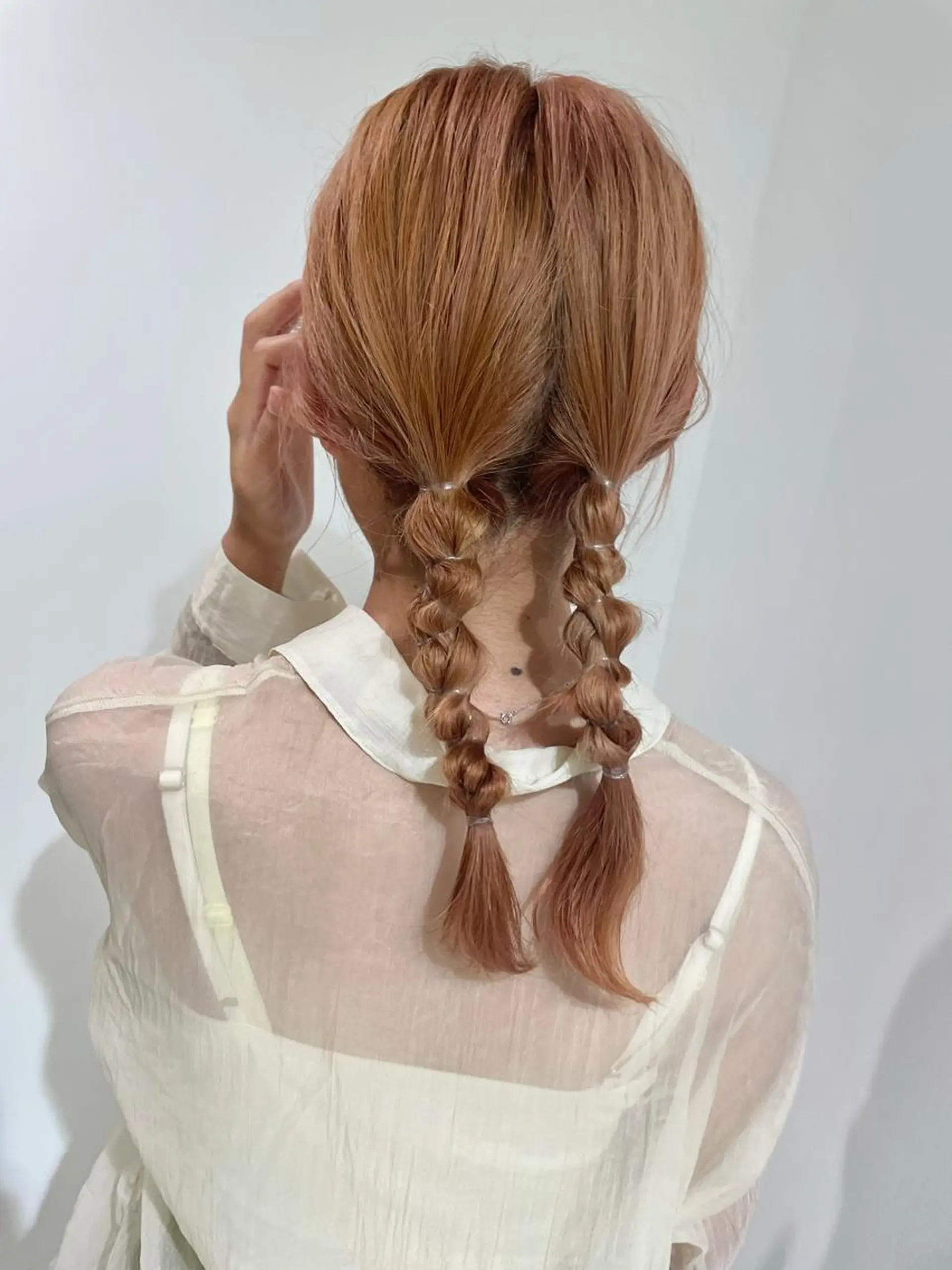 セミロング カラー ヘアアレンジ ブリーチ ケアブリーチ ハイトーンカラー ピンクカラー ブリーチ/レイヤー 🌻Mutsumiのヘアスタイル