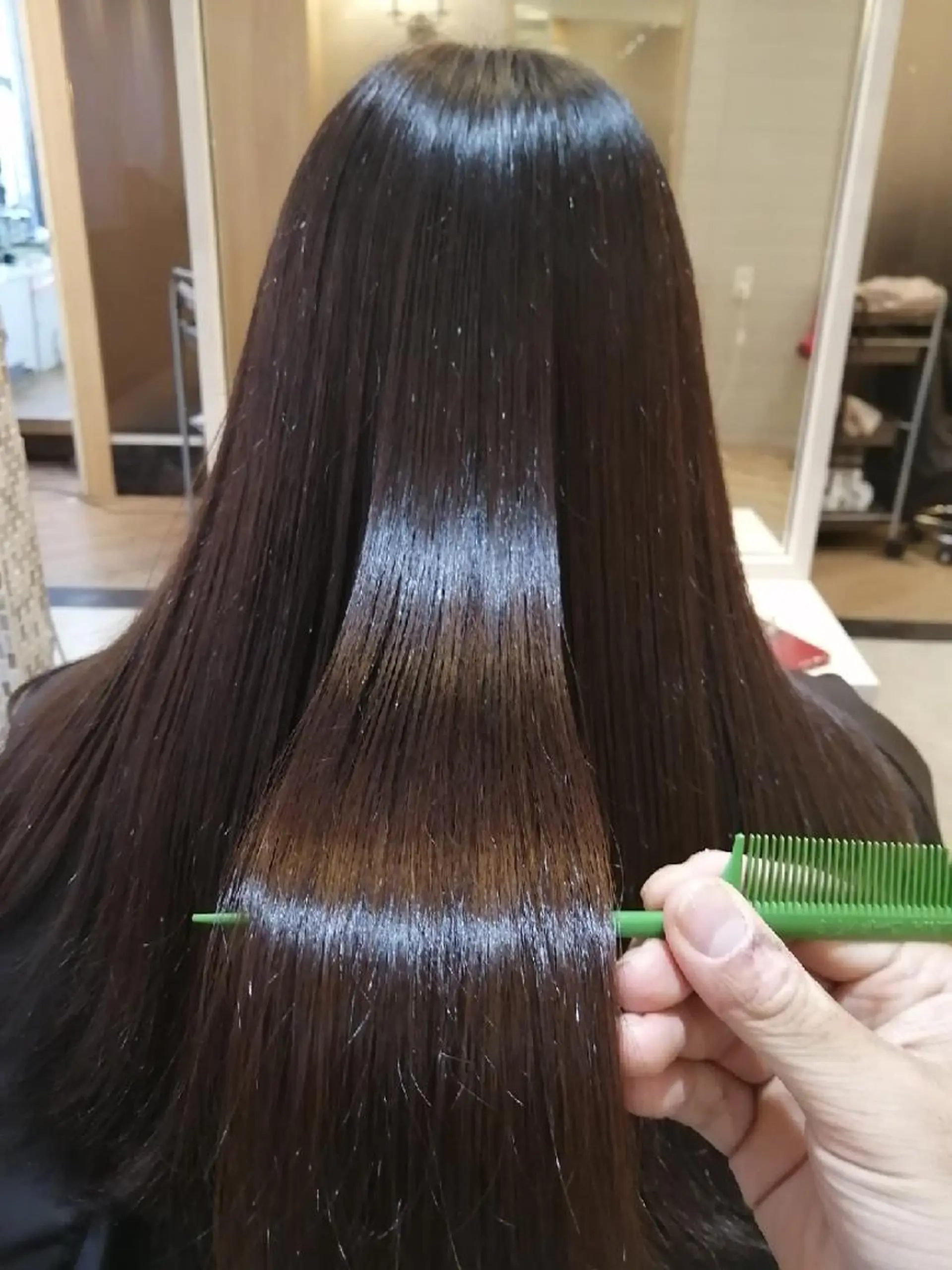 ロング 髪質改善 Avalon所属・Hiroshi ヒロシのヘアスタイル